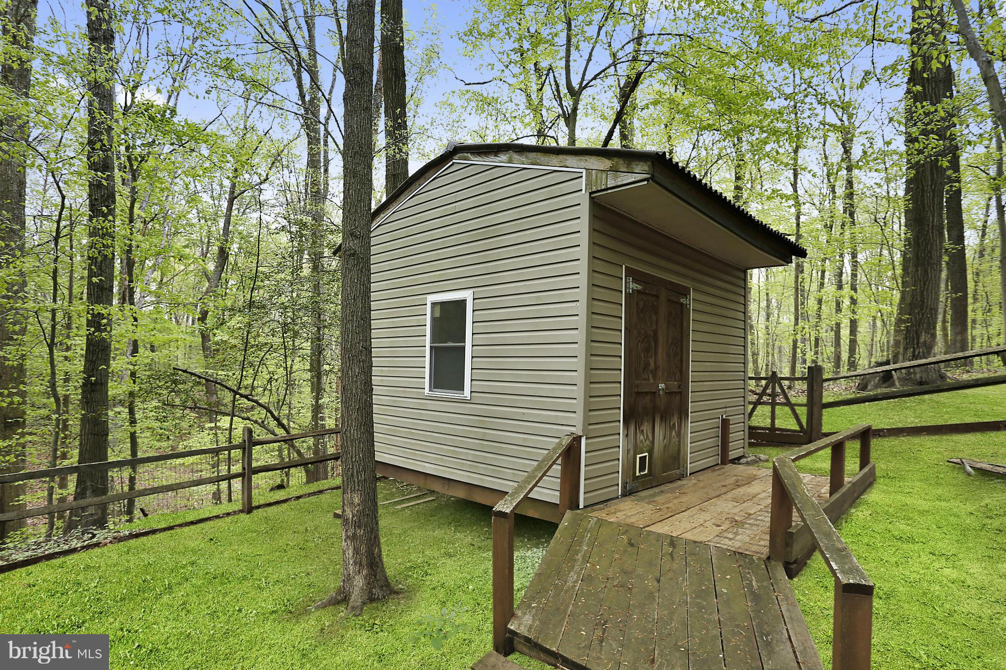 CHESTNUT RIDGE - Residential