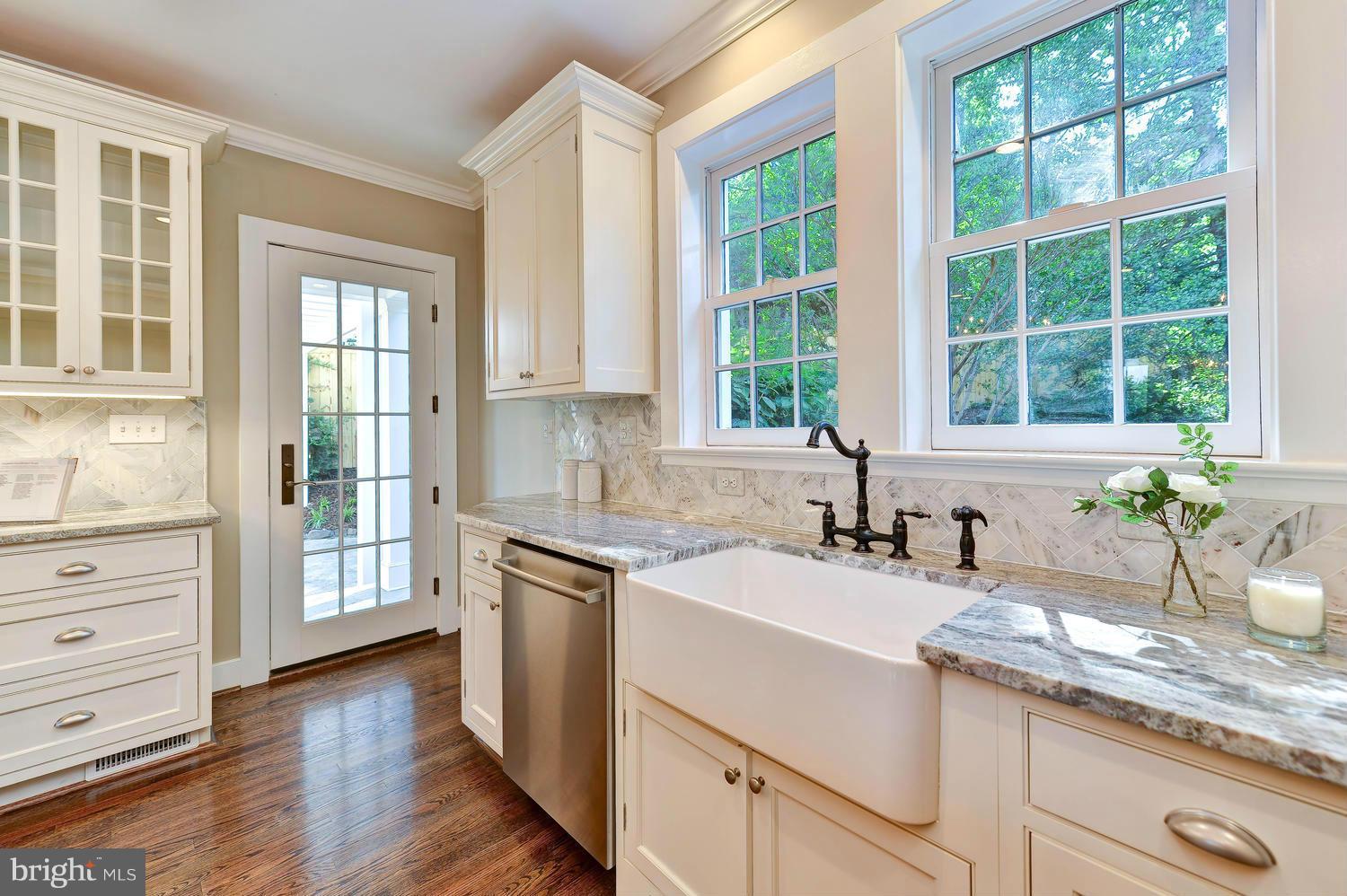 ROSEMONT - Residential