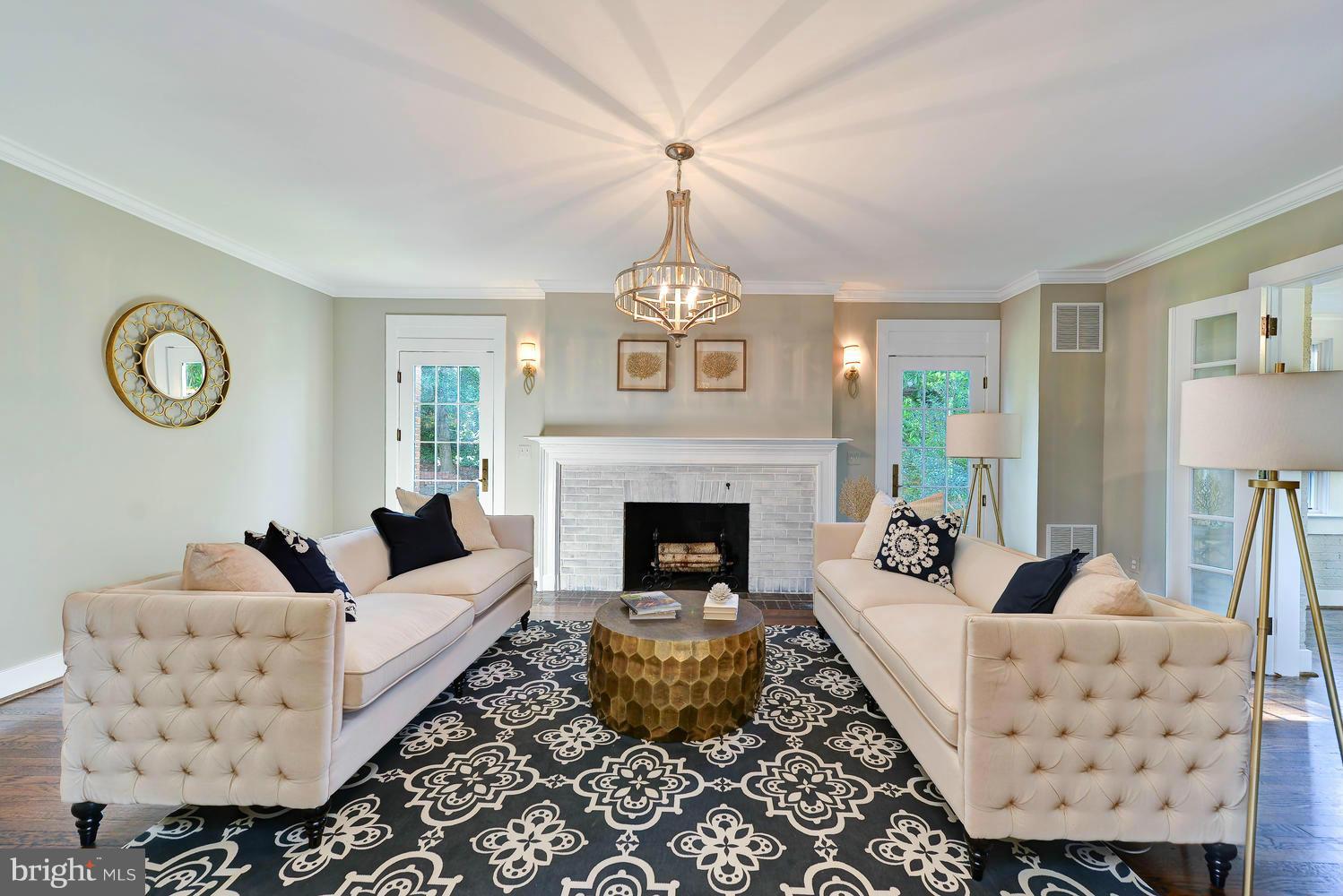 ROSEMONT - Residential