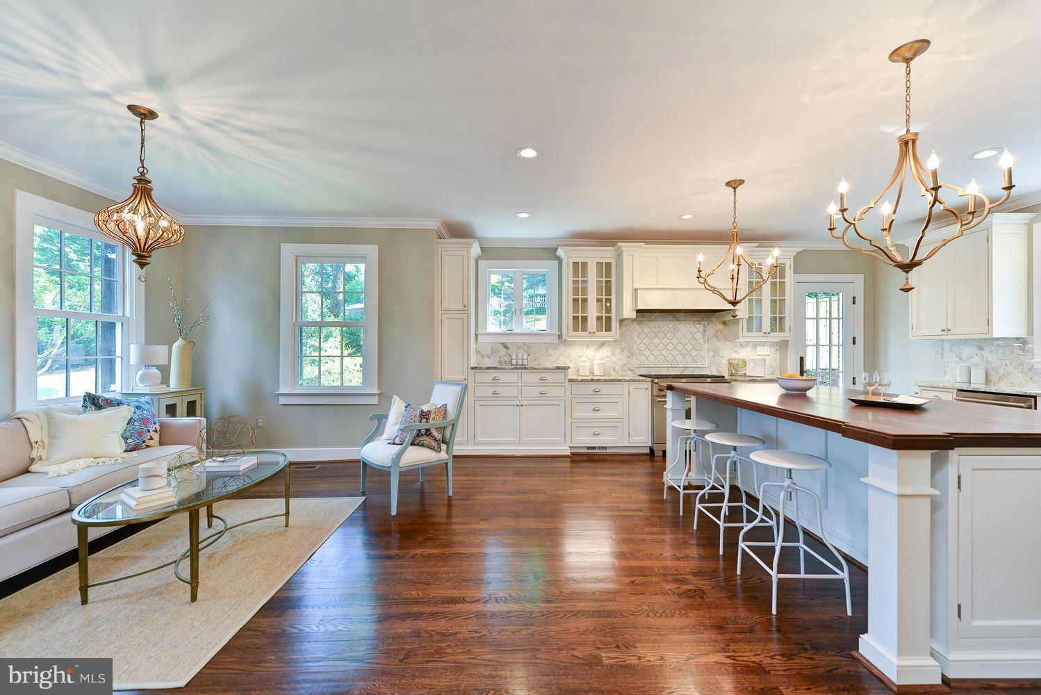 ROSEMONT - Residential