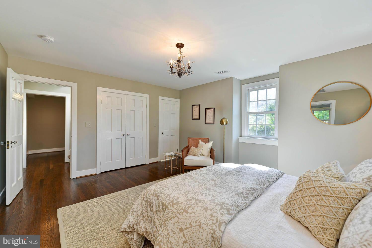 ROSEMONT - Residential