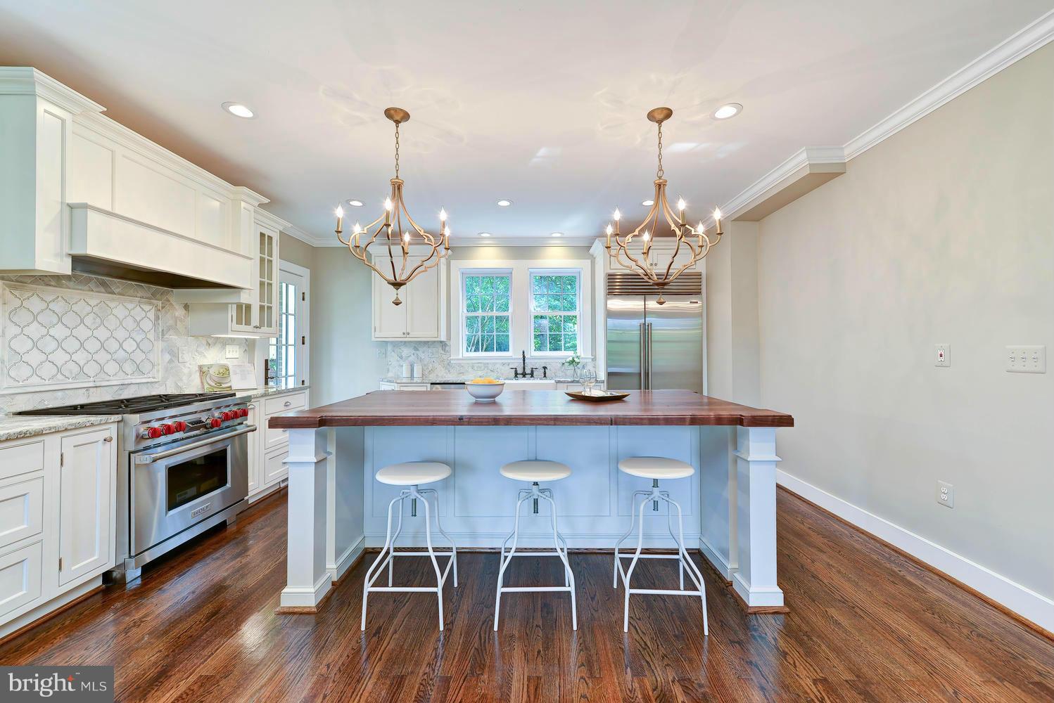 ROSEMONT - Residential