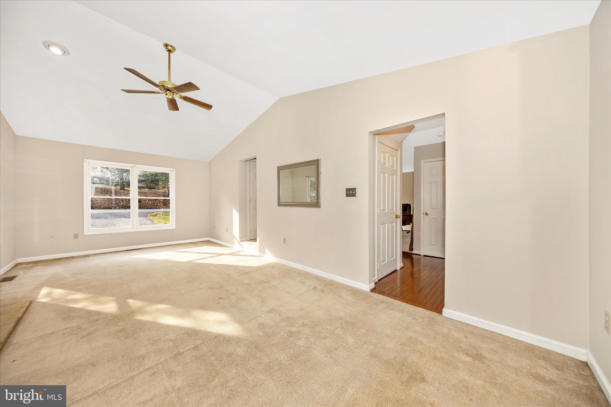 THE MEADOWS - Residential