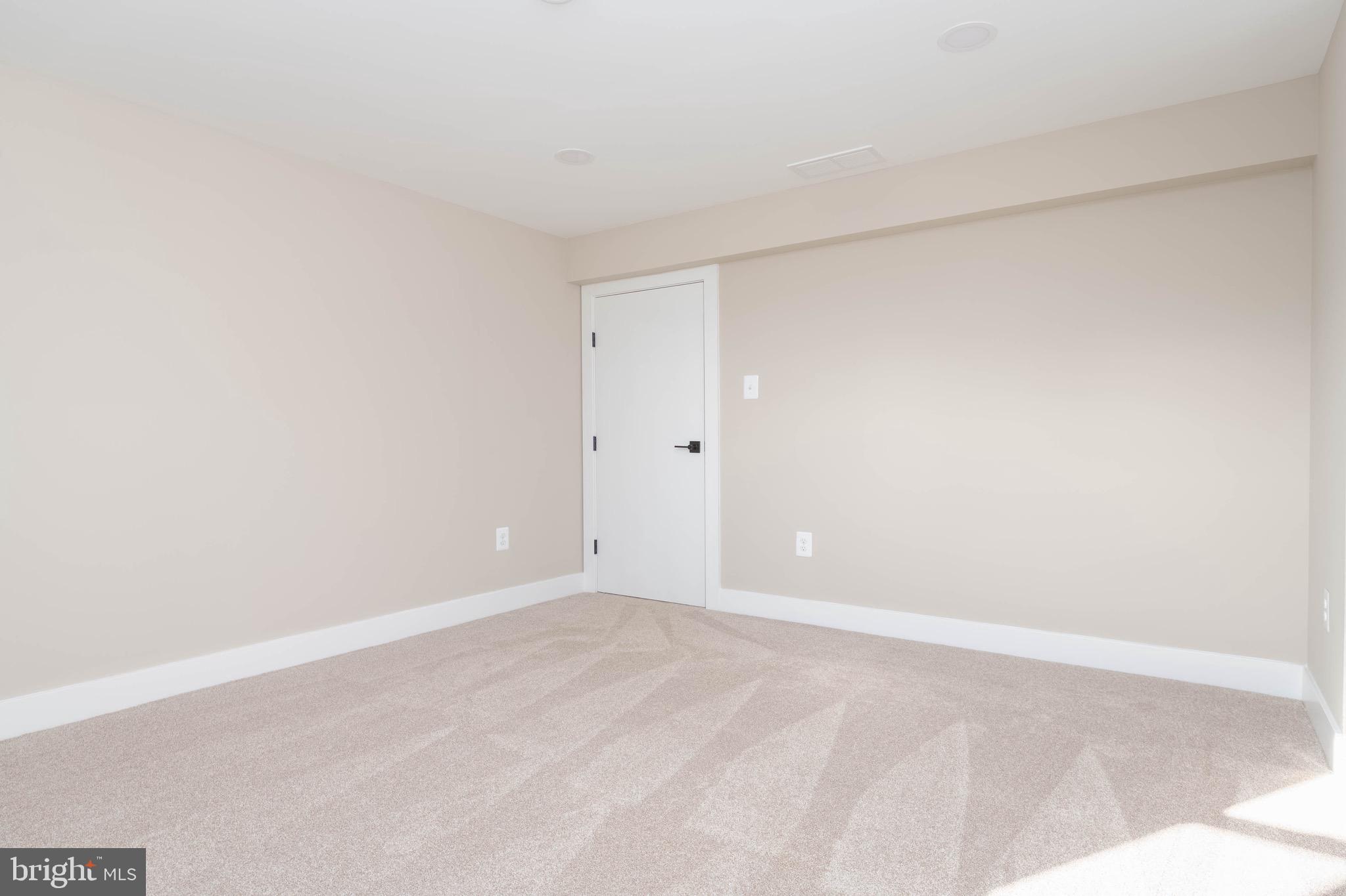 NORTH GREEN RIDGE - Residential