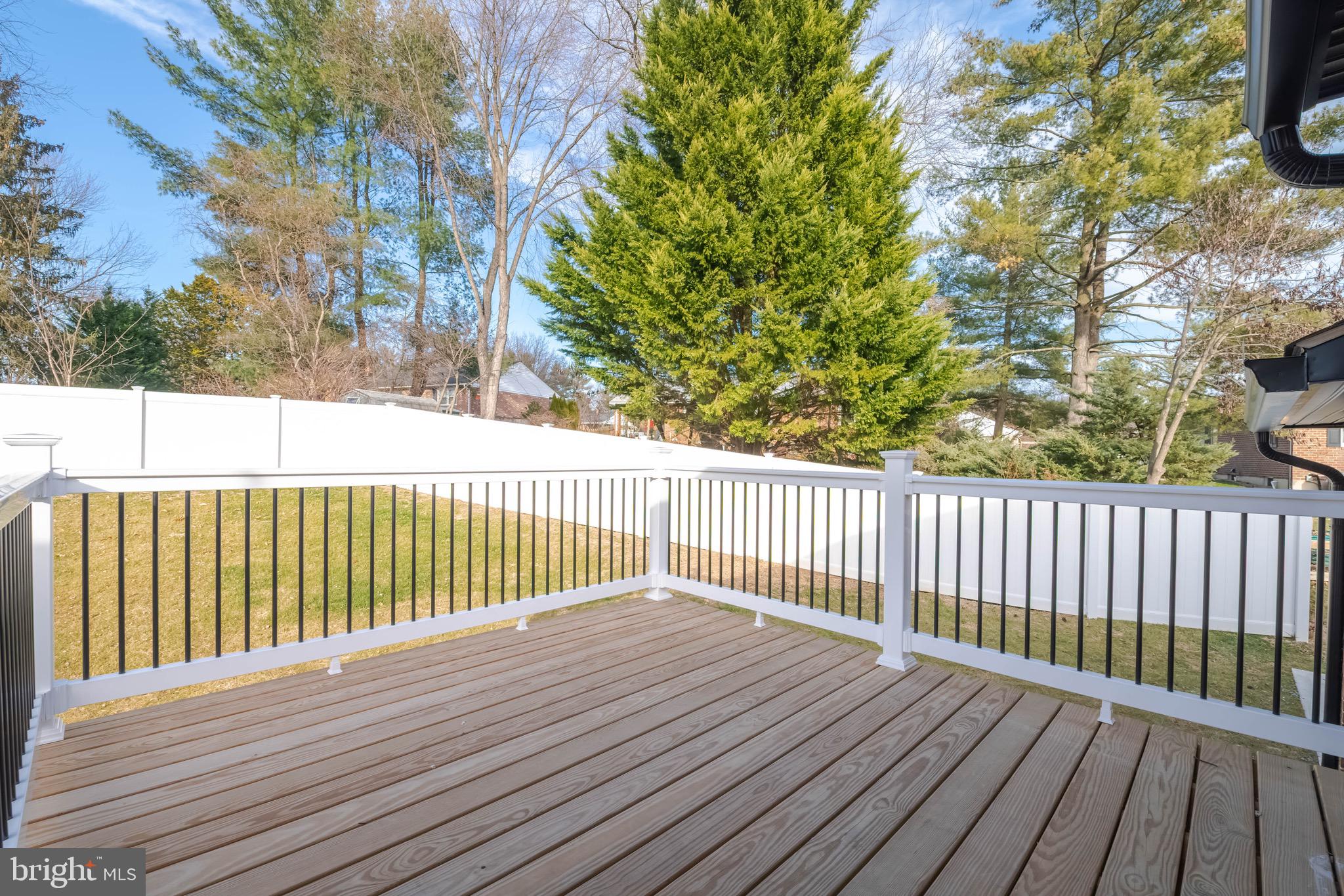 NORTH GREEN RIDGE - Residential