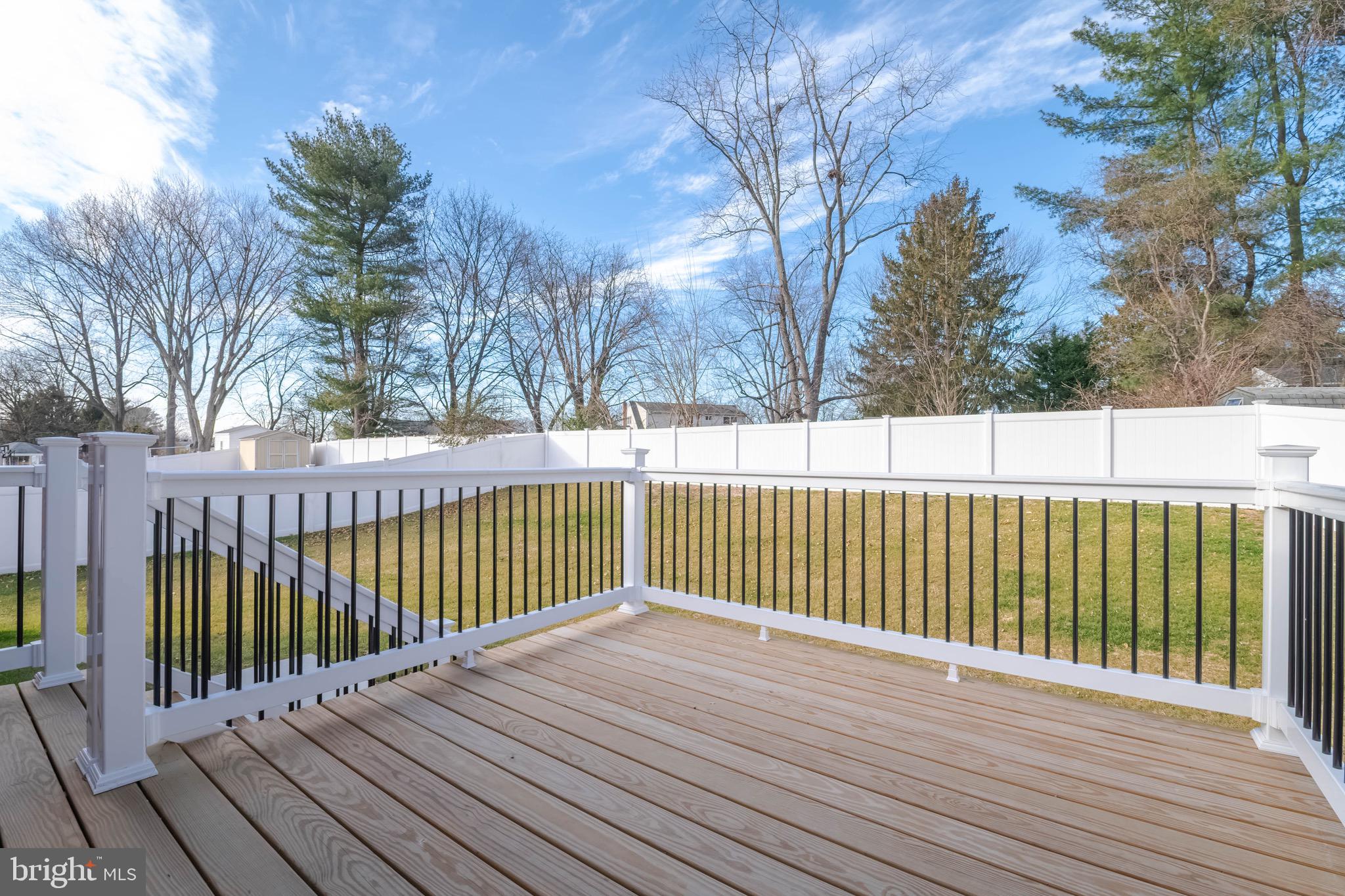 NORTH GREEN RIDGE - Residential