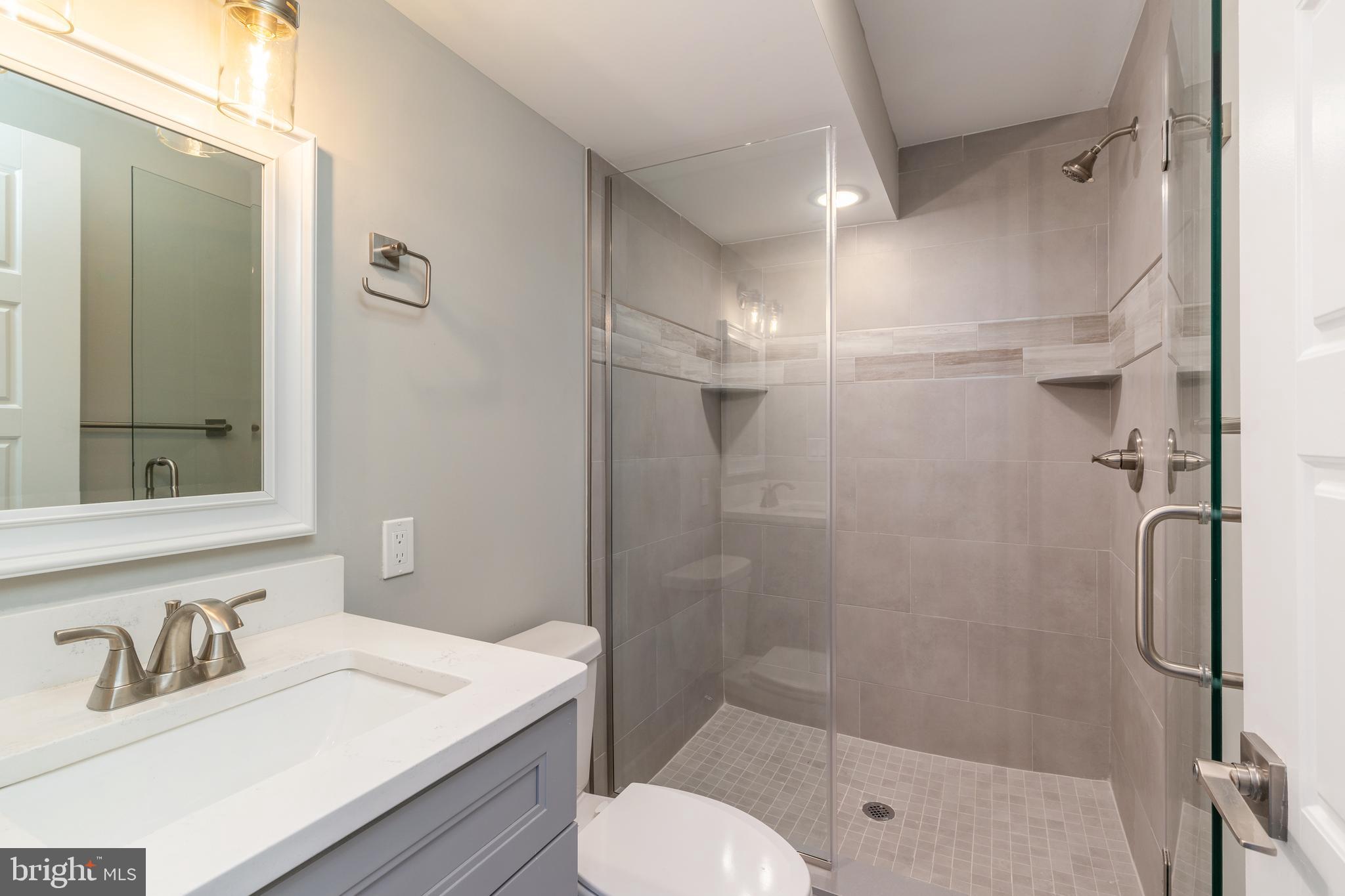OLDE KENSINGTON - Residential Lease