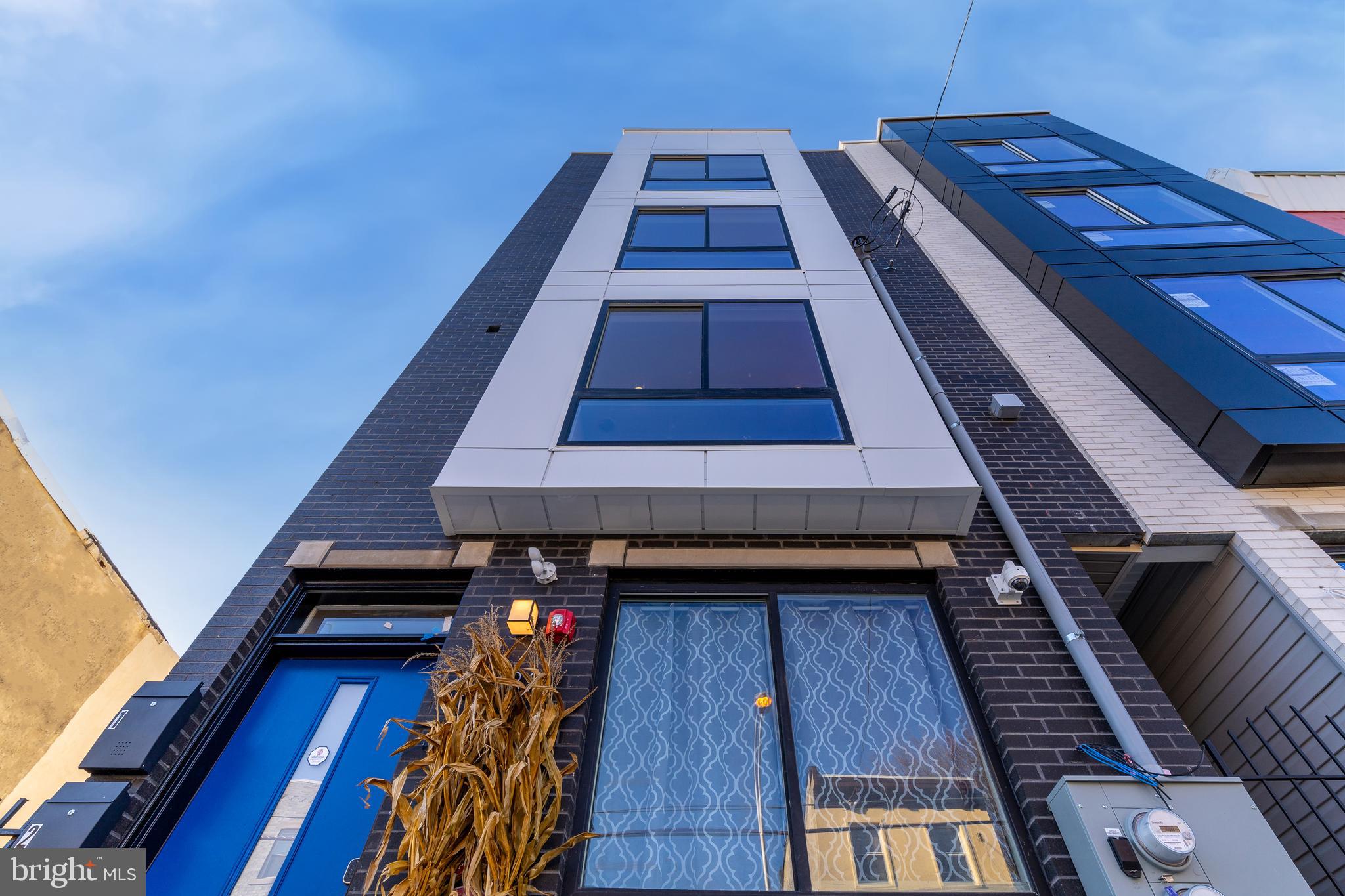 OLDE KENSINGTON - Residential Lease