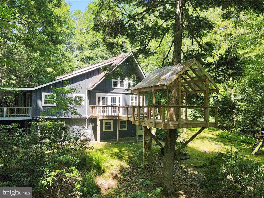 Photo of 468 Devils Hole Road, CRESCO, PA 18326 (MLS # PAMR2006058)