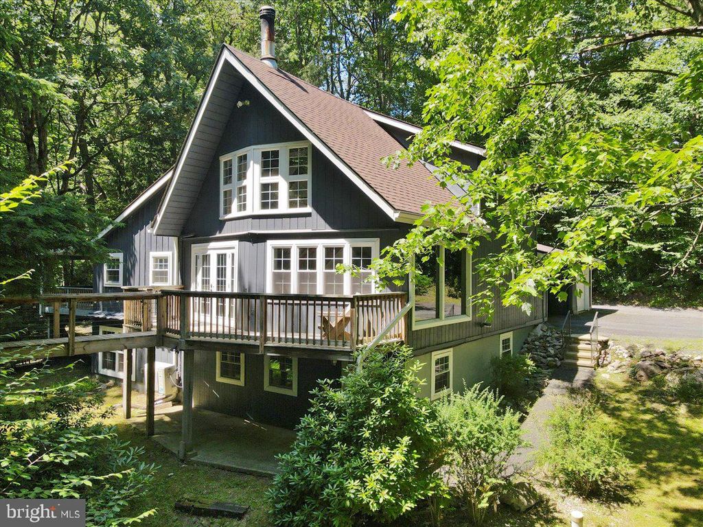 Photo of 468 Devils Hole Road, CRESCO, PA 18326 (MLS # PAMR2006058)