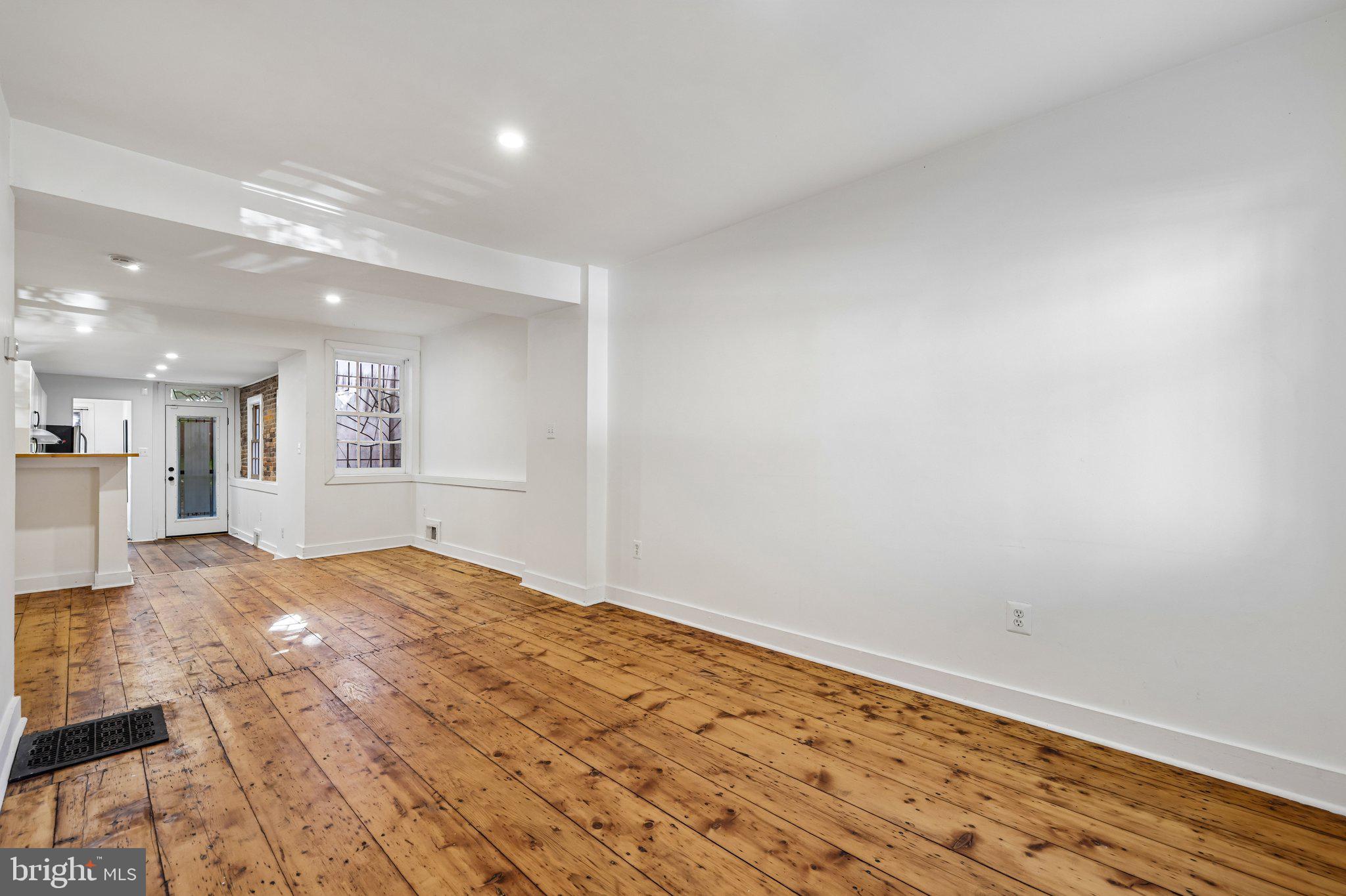 27 S ARLINGTON AVENUE