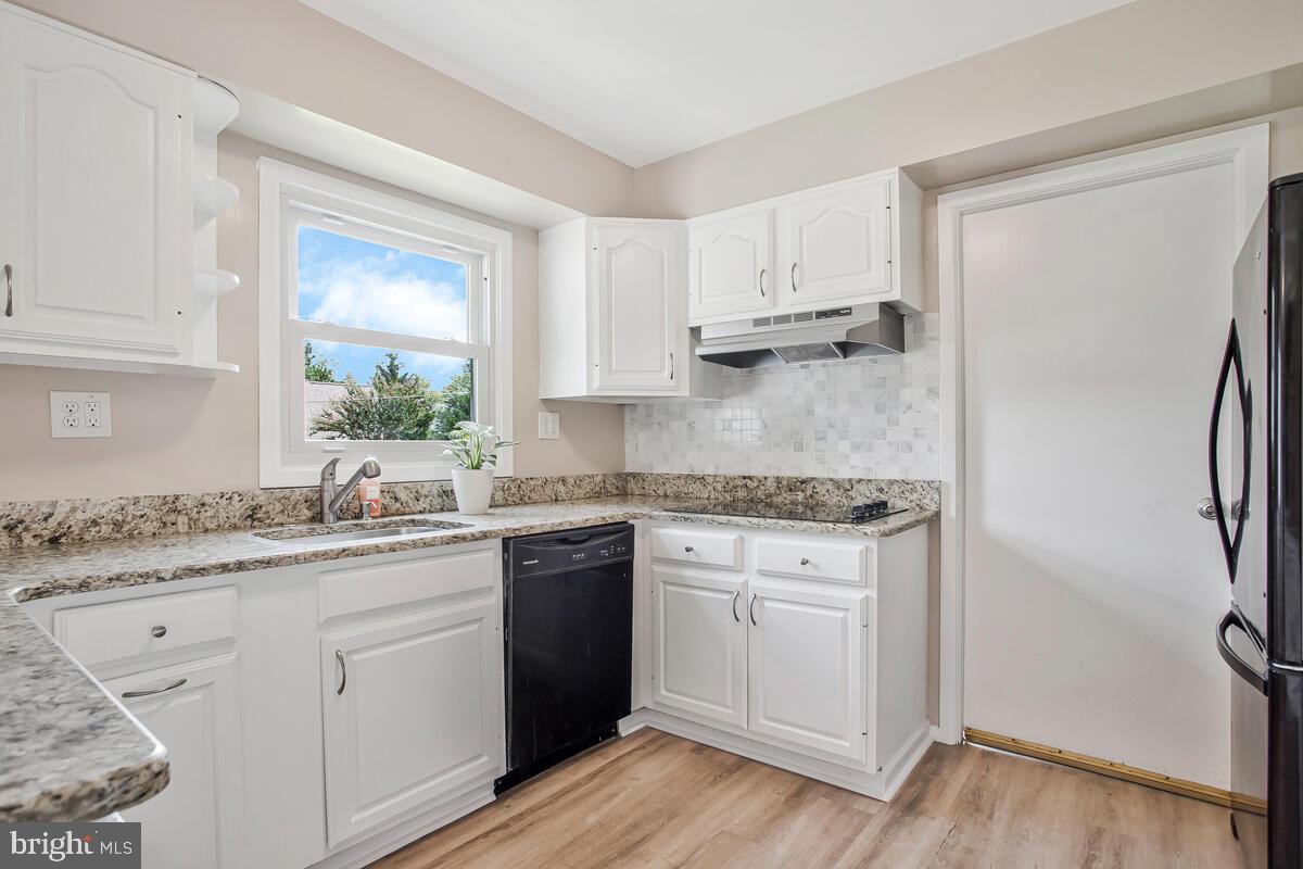 SOMERSET AT BELAIR - Residential