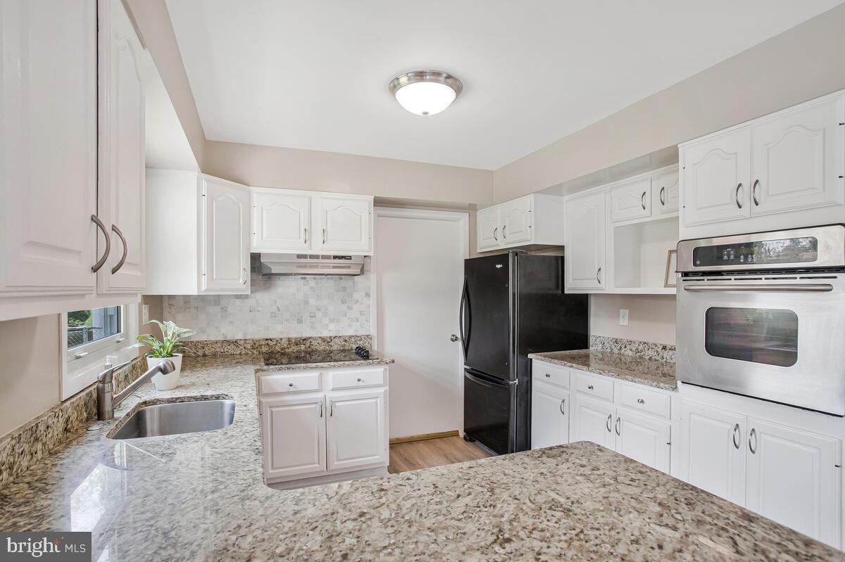 SOMERSET AT BELAIR - Residential