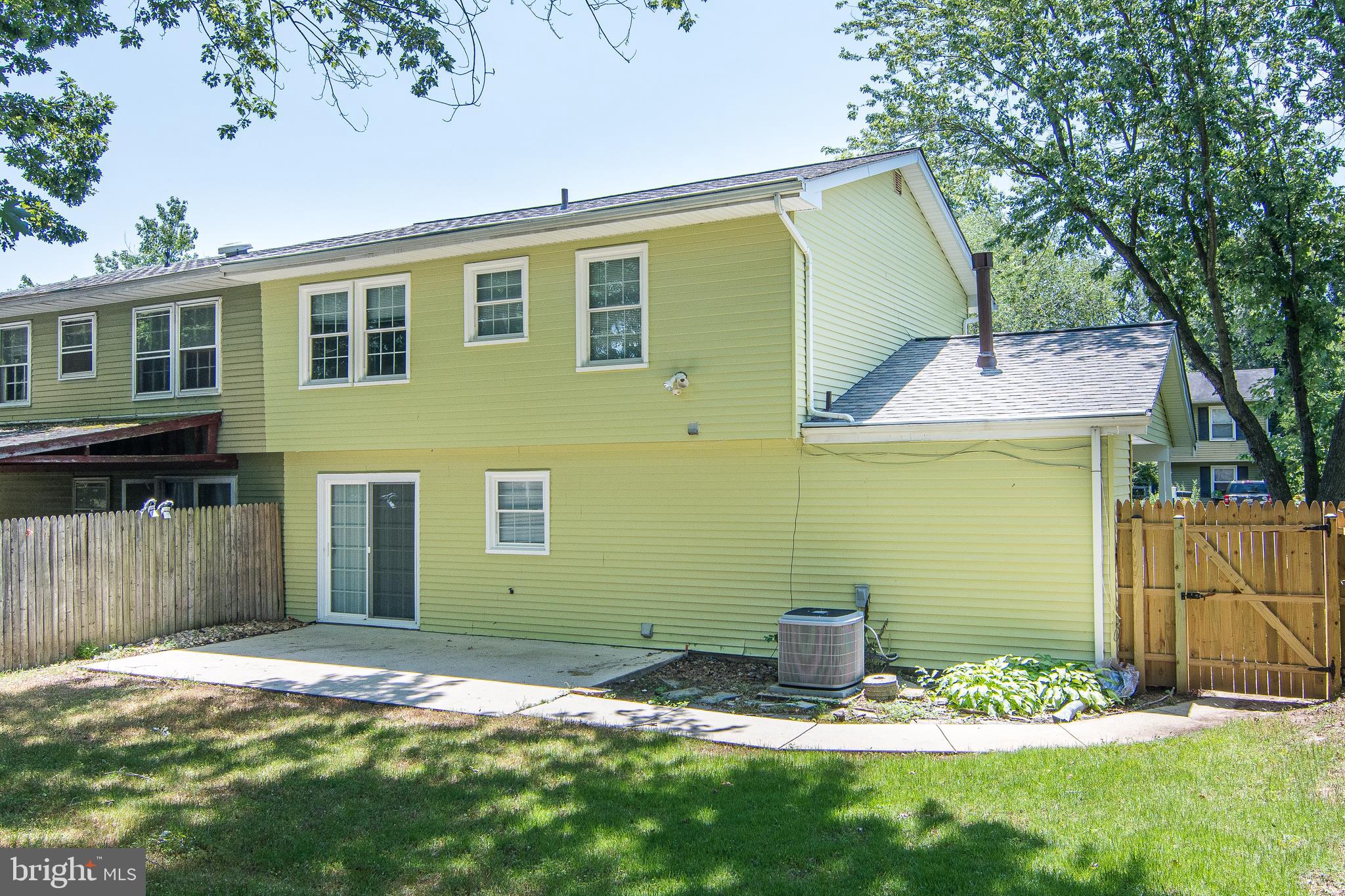 MAPLE RIDGE - Residential