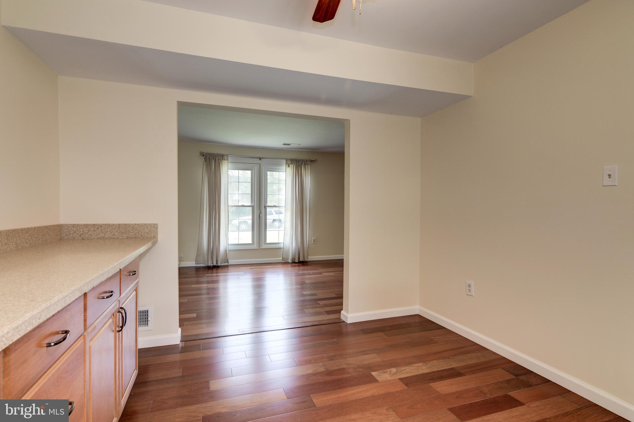 MAPLE RIDGE - Residential