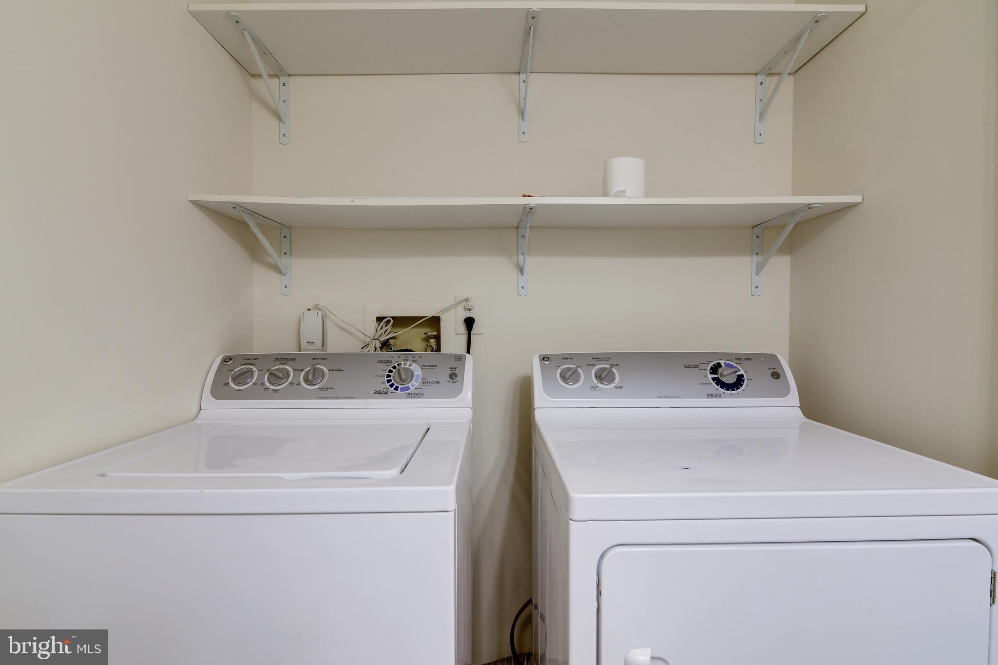 MAPLE RIDGE - Residential