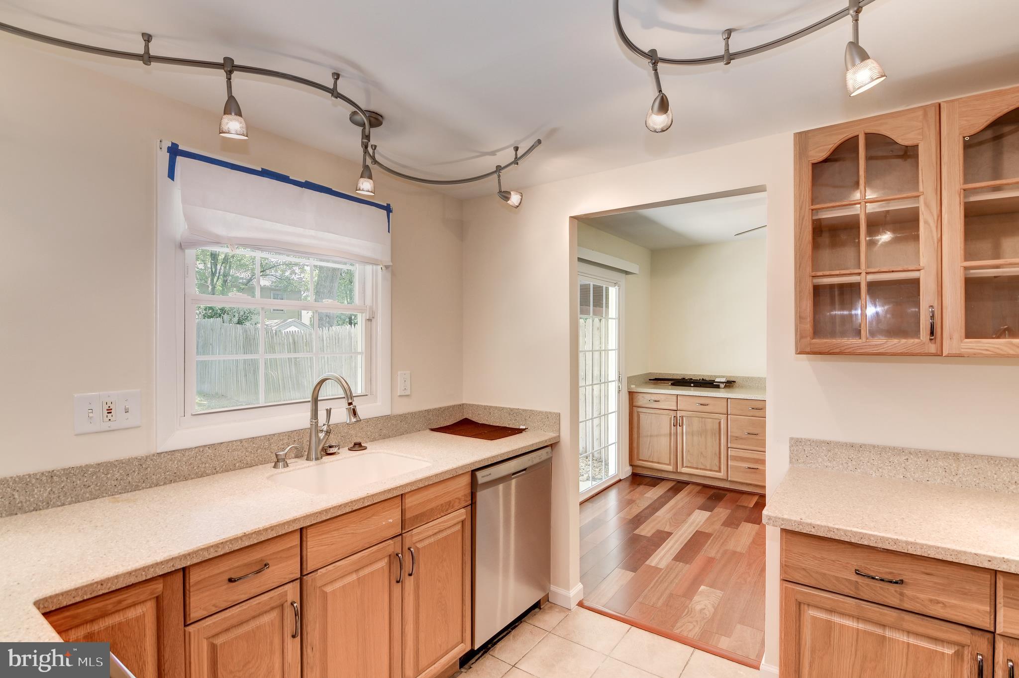 MAPLE RIDGE - Residential