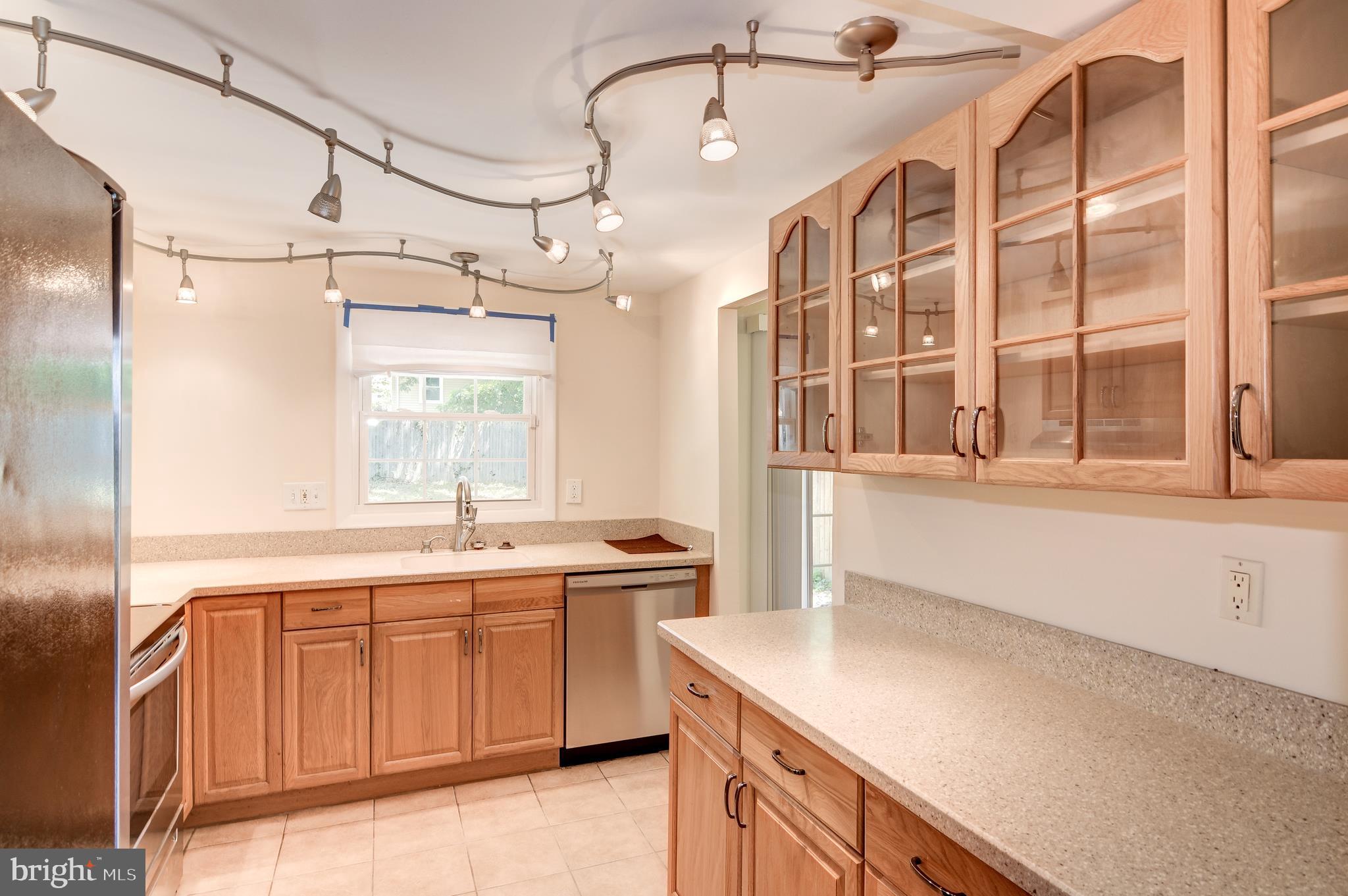 MAPLE RIDGE - Residential