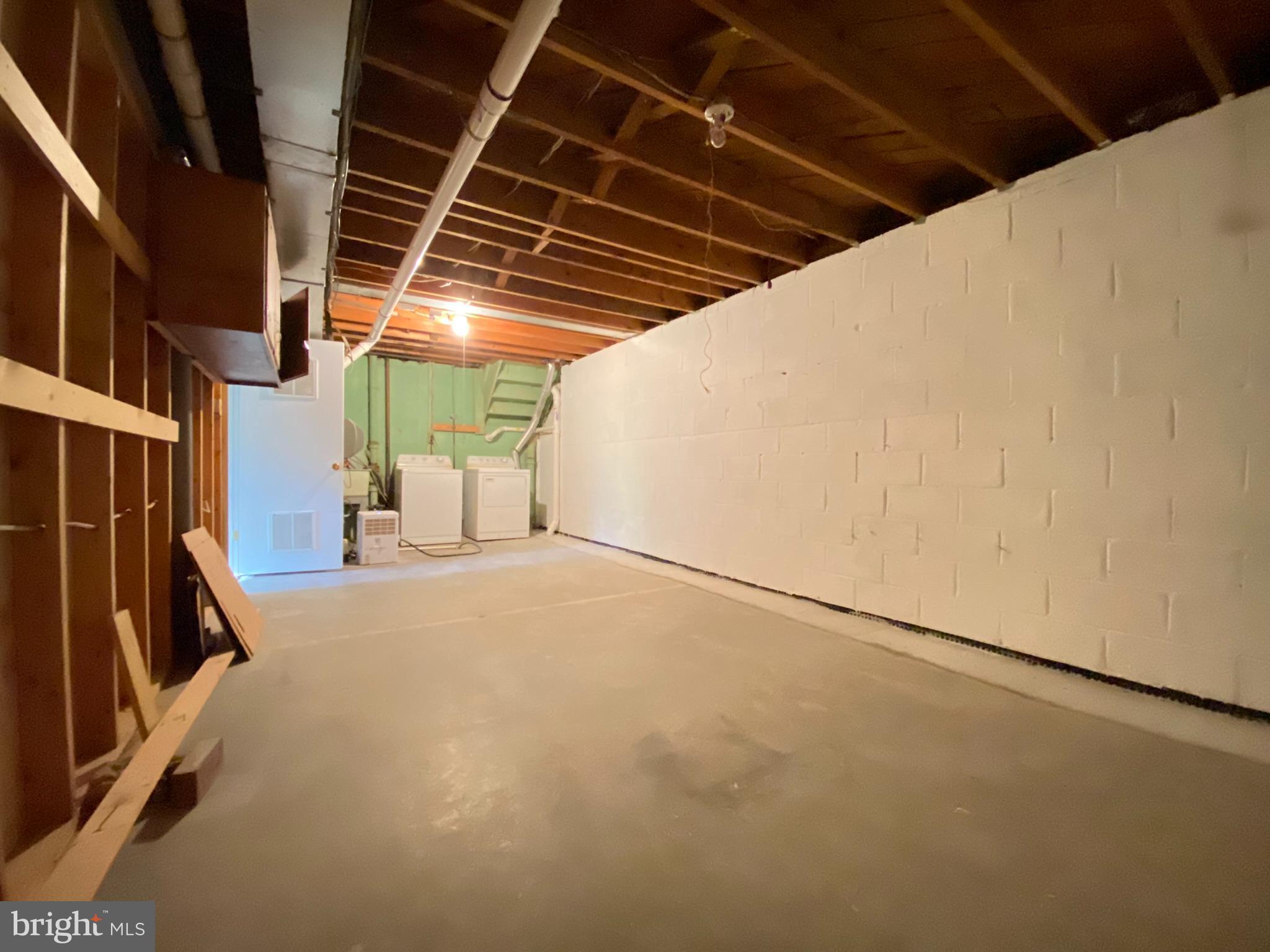 TILDEN WOODS - Residential Lease