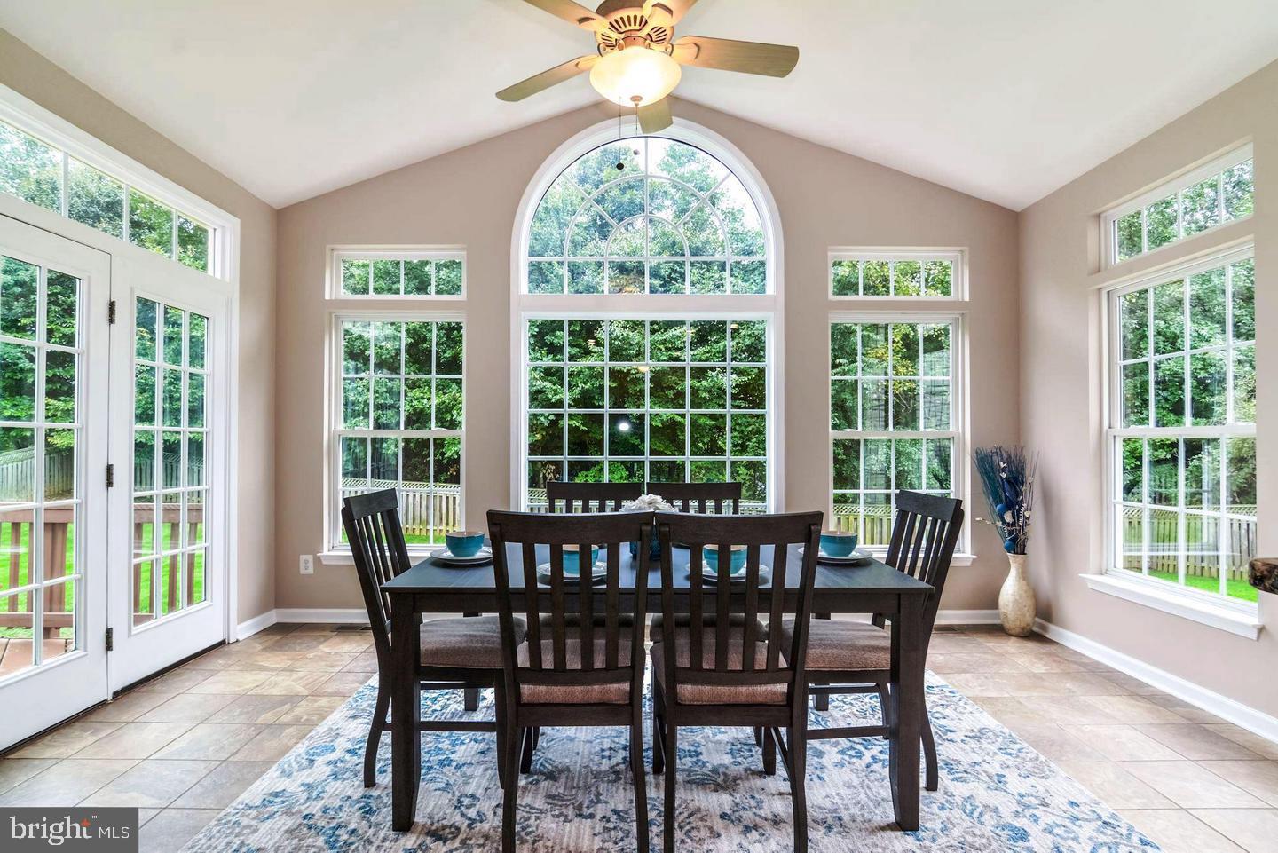 STOWE OF AMYCLAE - Residential Lease