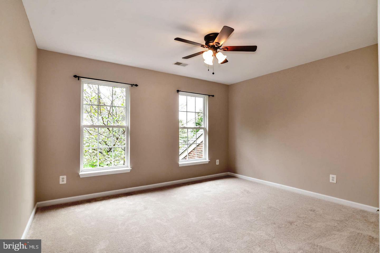 STOWE OF AMYCLAE - Residential Lease