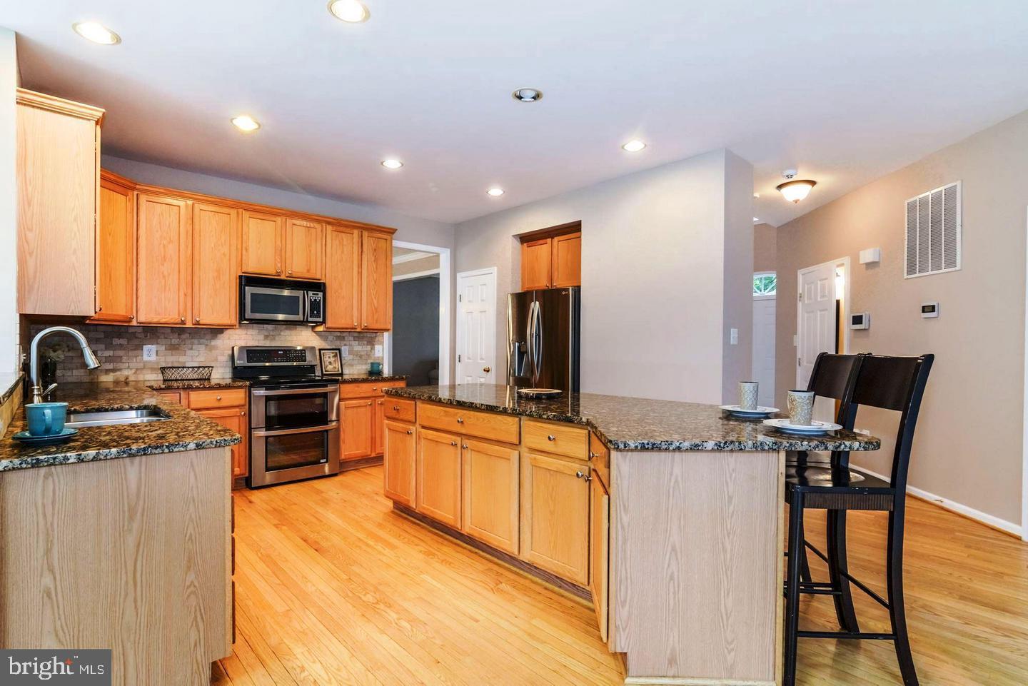 STOWE OF AMYCLAE - Residential Lease