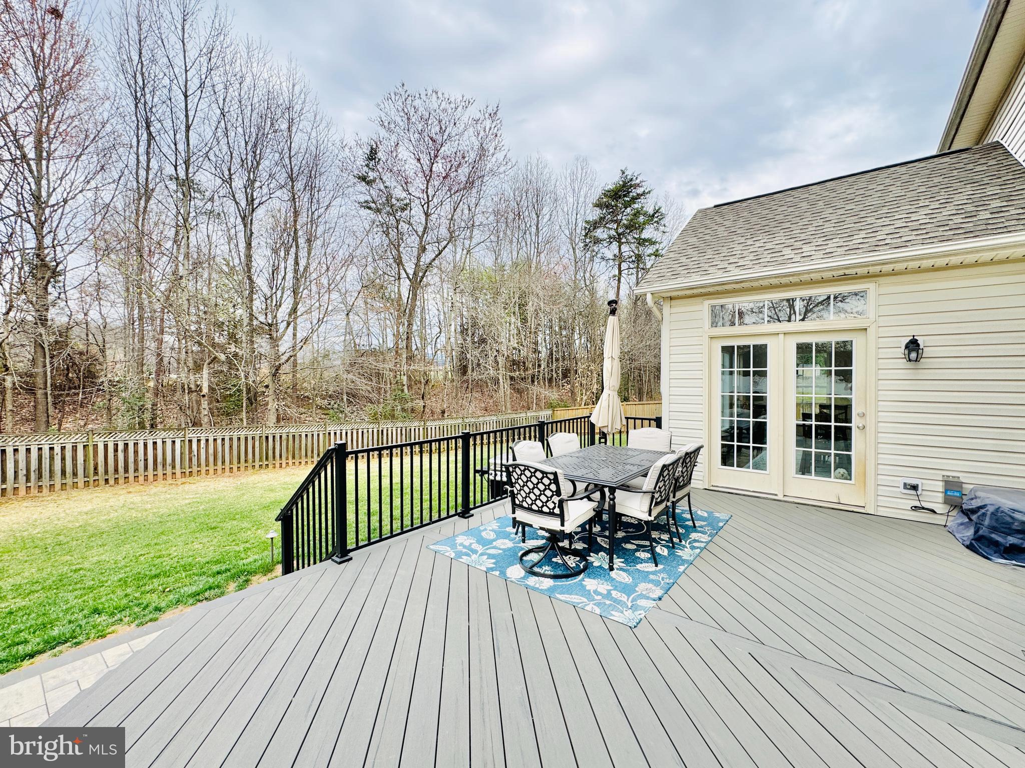 STOWE OF AMYCLAE - Residential Lease