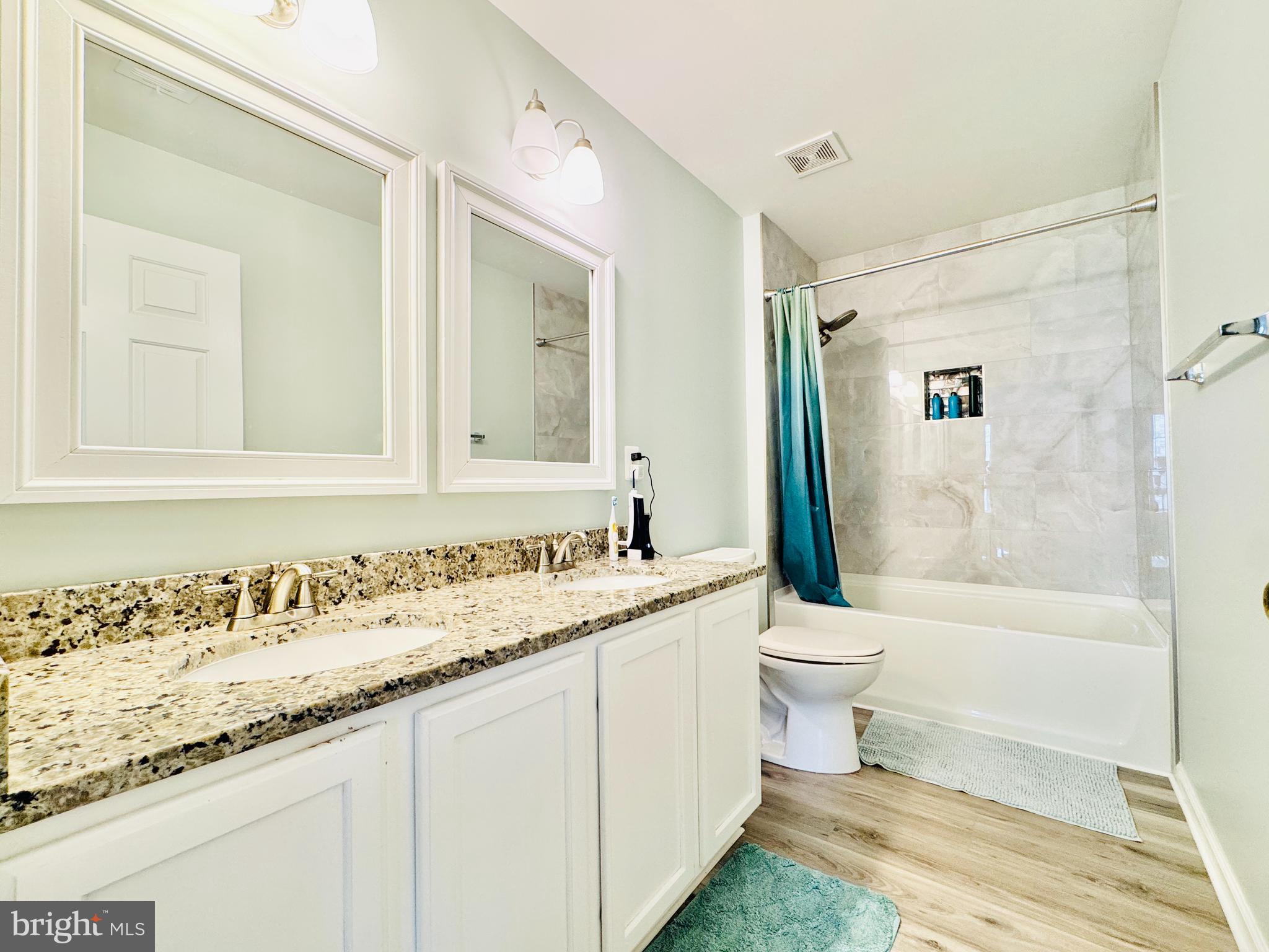 STOWE OF AMYCLAE - Residential Lease