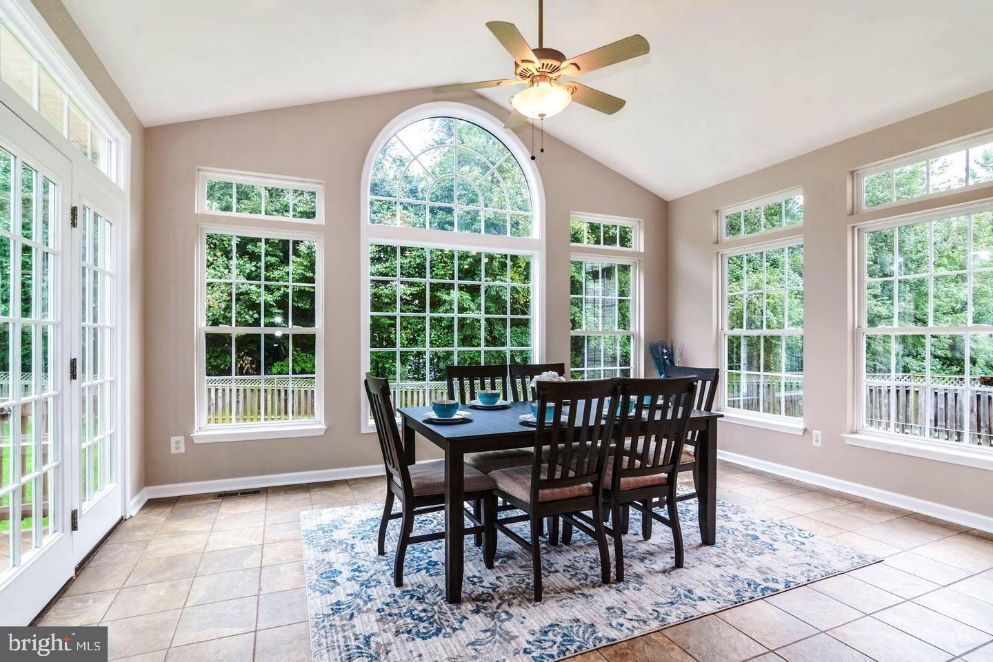 STOWE OF AMYCLAE - Residential Lease