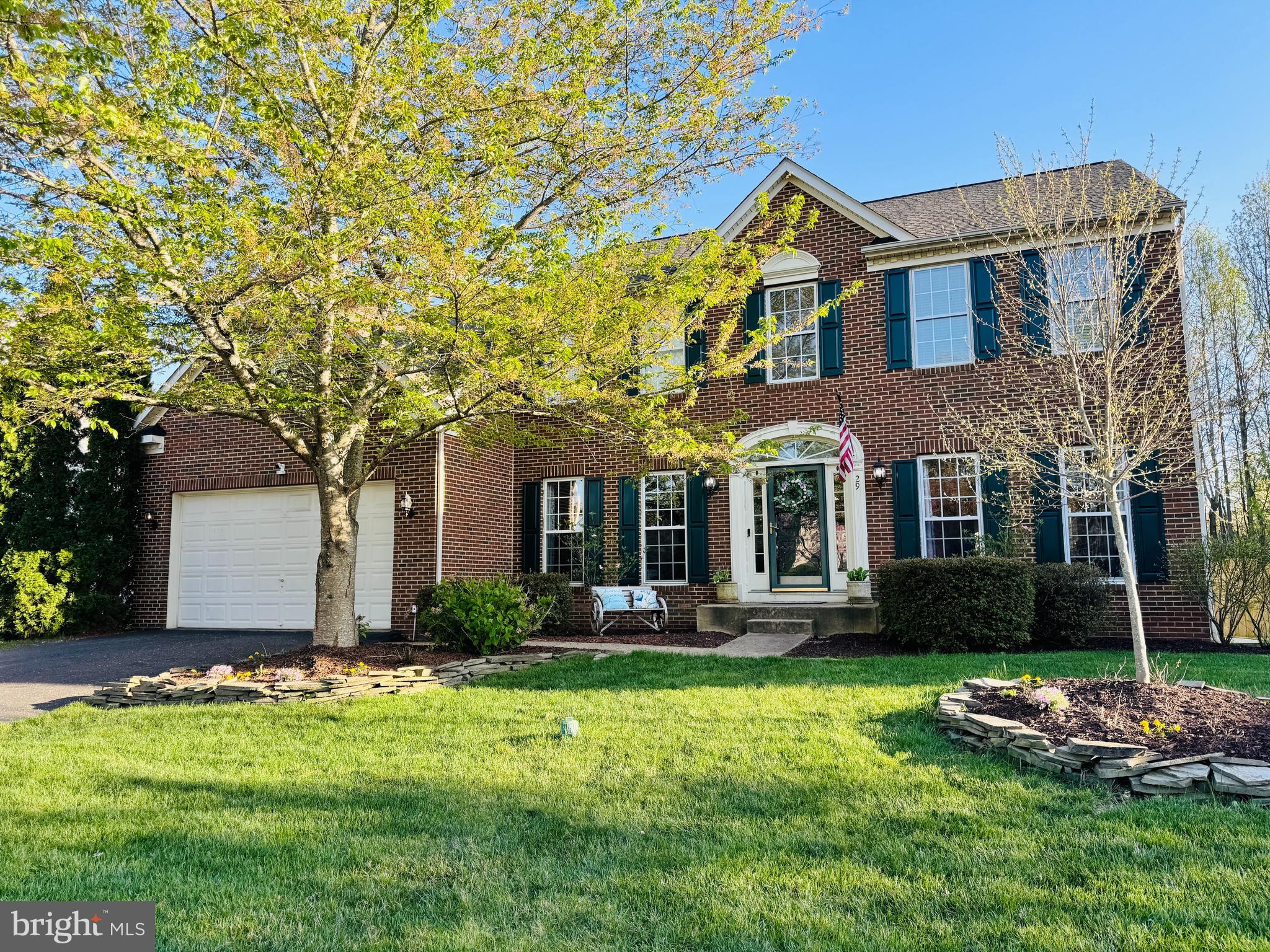 STOWE OF AMYCLAE - Residential Lease