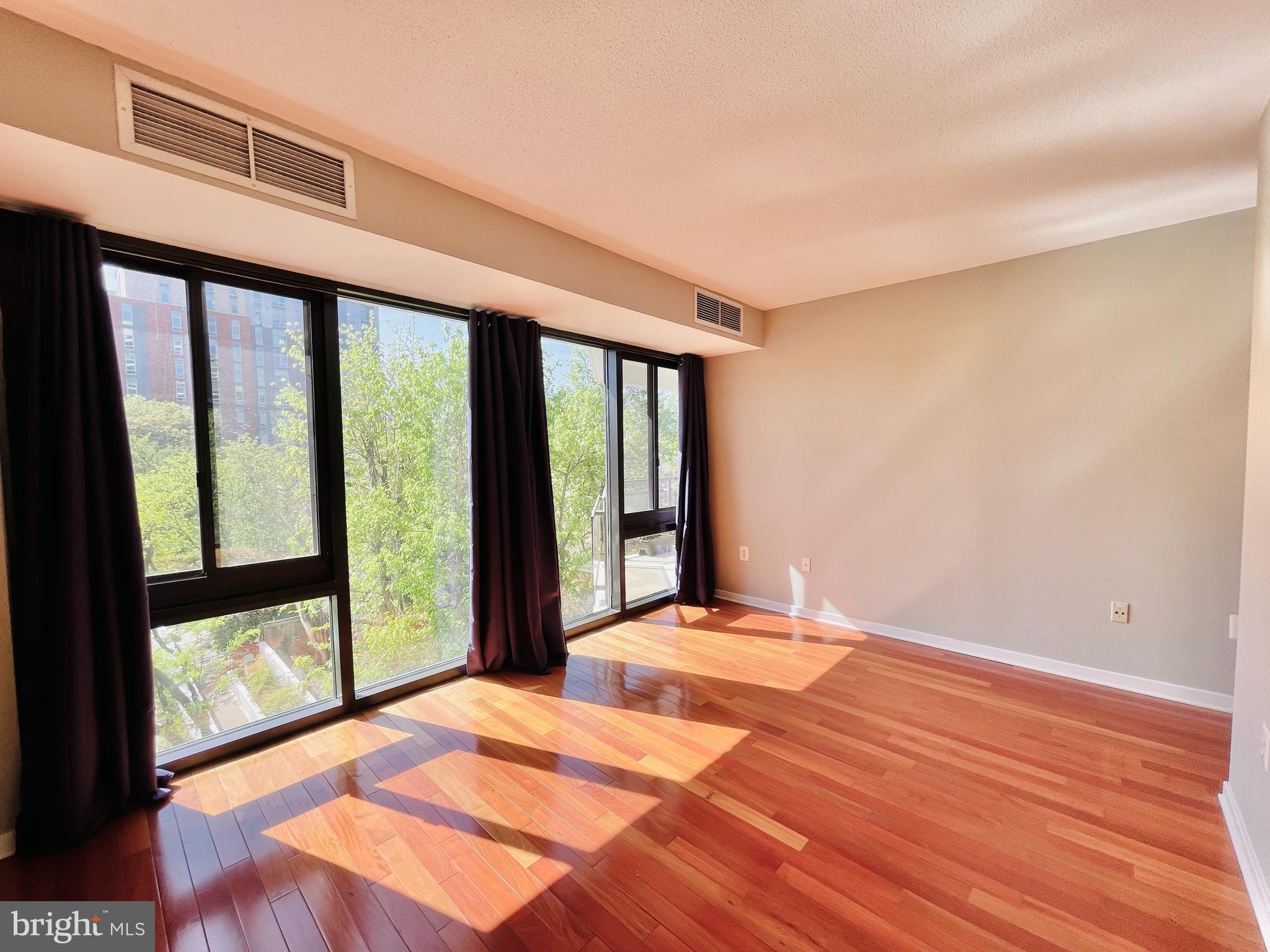 ATRIUM - Residential Lease