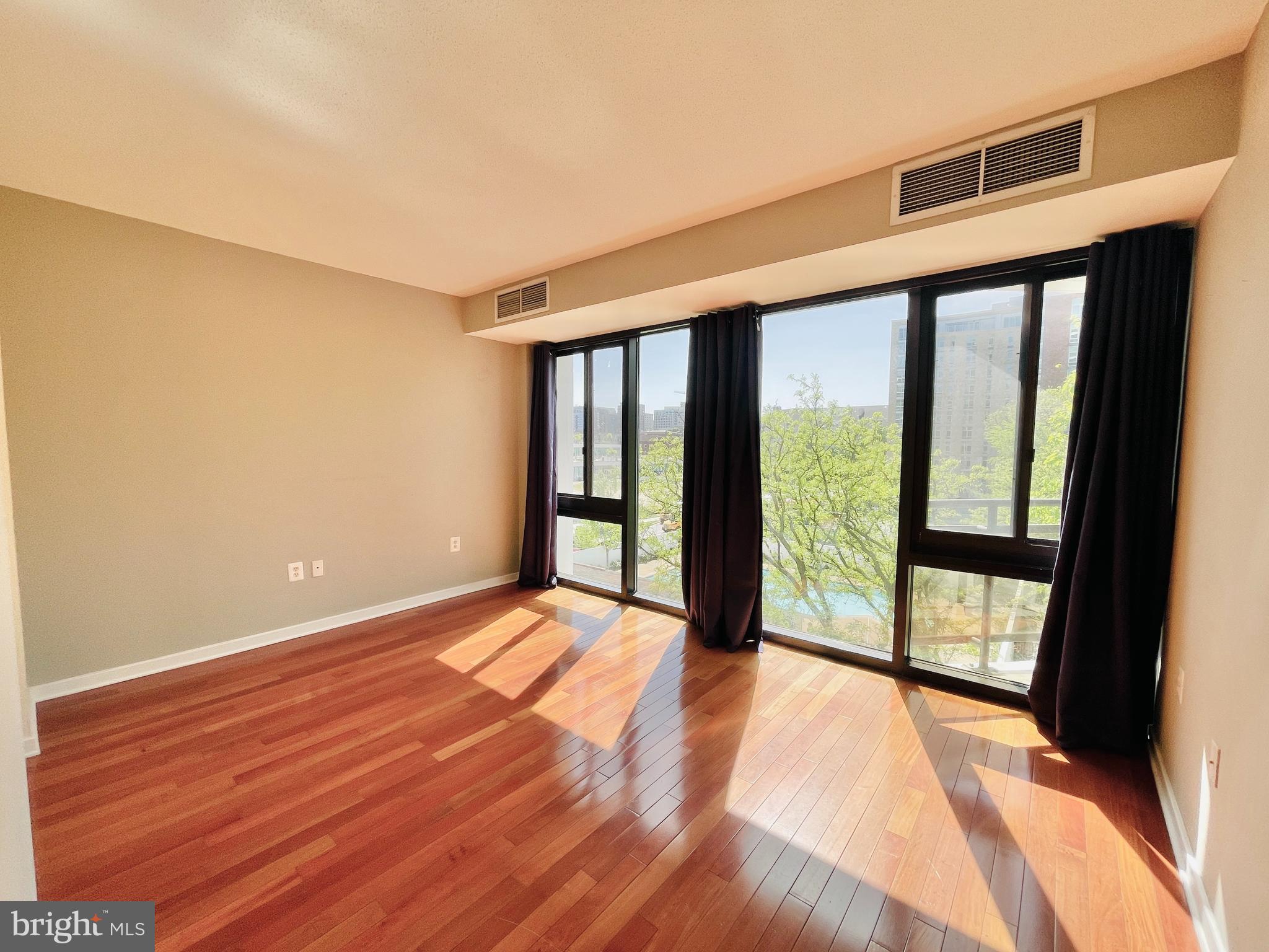 ATRIUM - Residential Lease