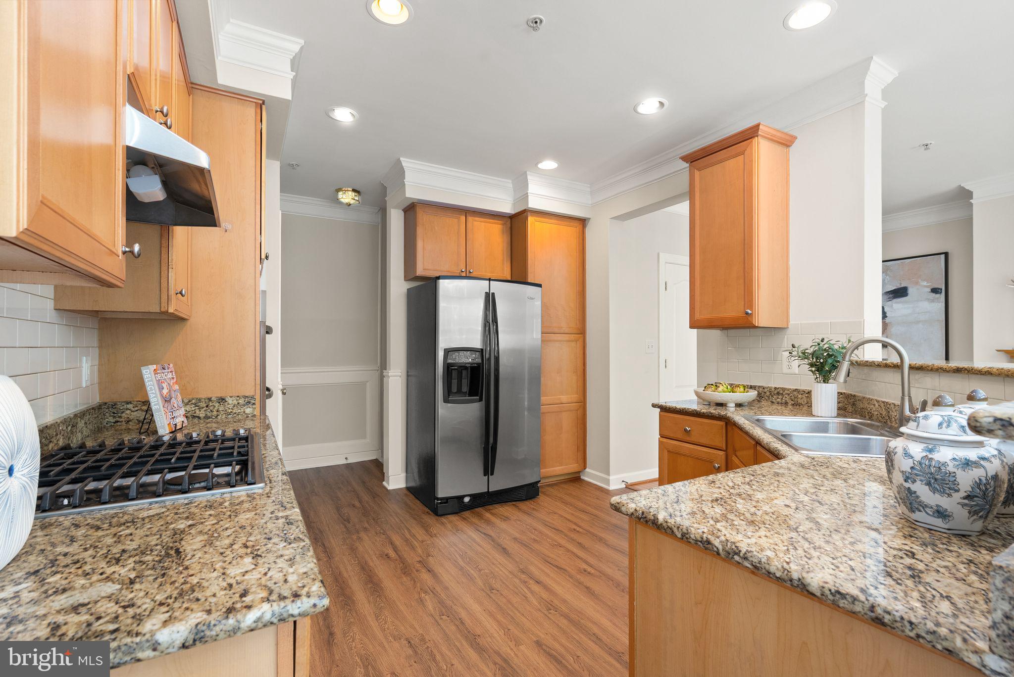 CARRIAGES AT RUSSETT - Residential