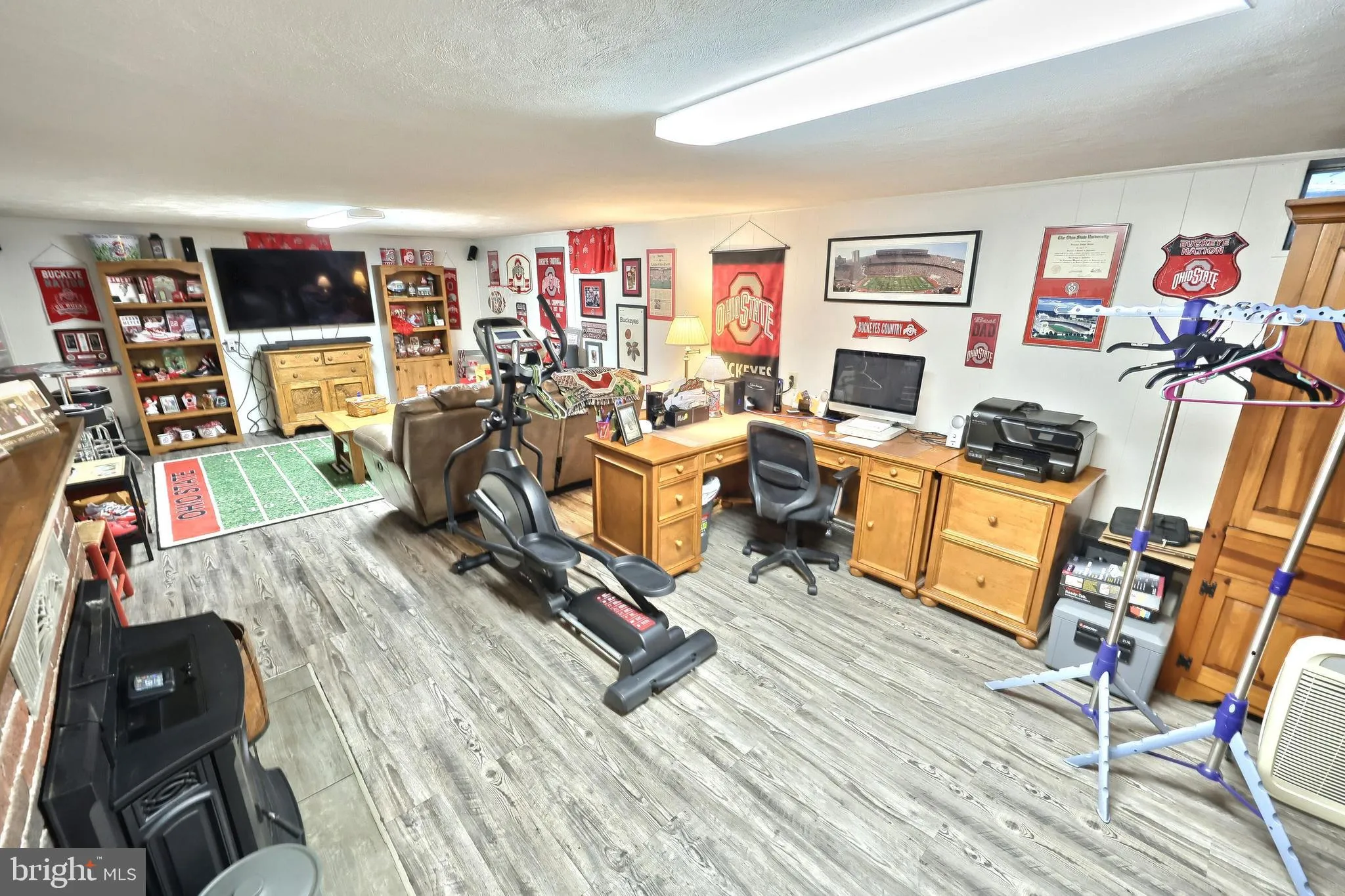 East Berlin, Pennsylvania 17316, United States, 3 Bedrooms Bedrooms, ,4 BathroomsBathrooms,Residential,Pending,136901