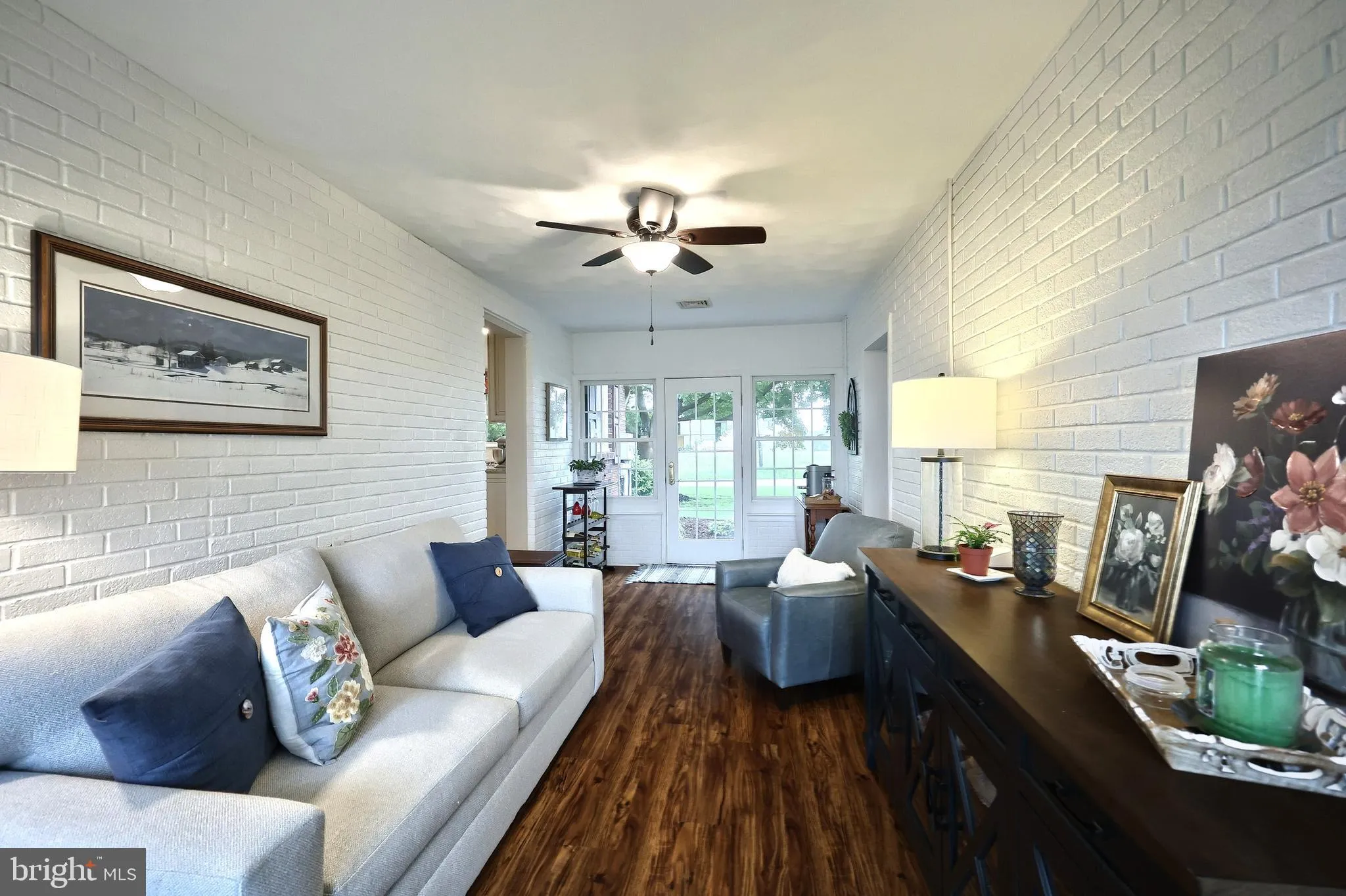 East Berlin, Pennsylvania 17316, United States, 3 Bedrooms Bedrooms, ,4 BathroomsBathrooms,Residential,Pending,136901