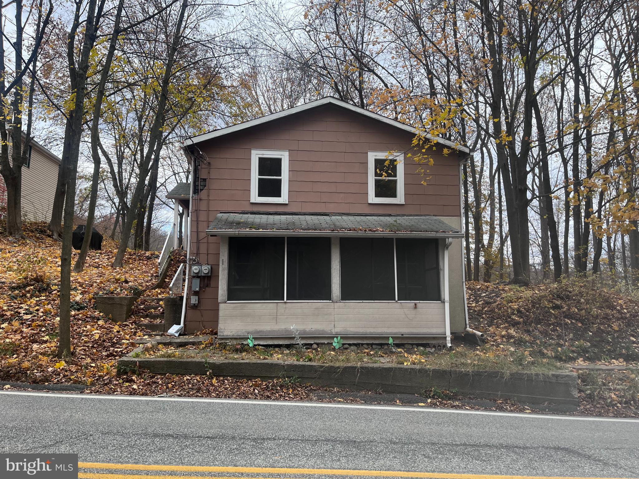 239 UNION AVE.
