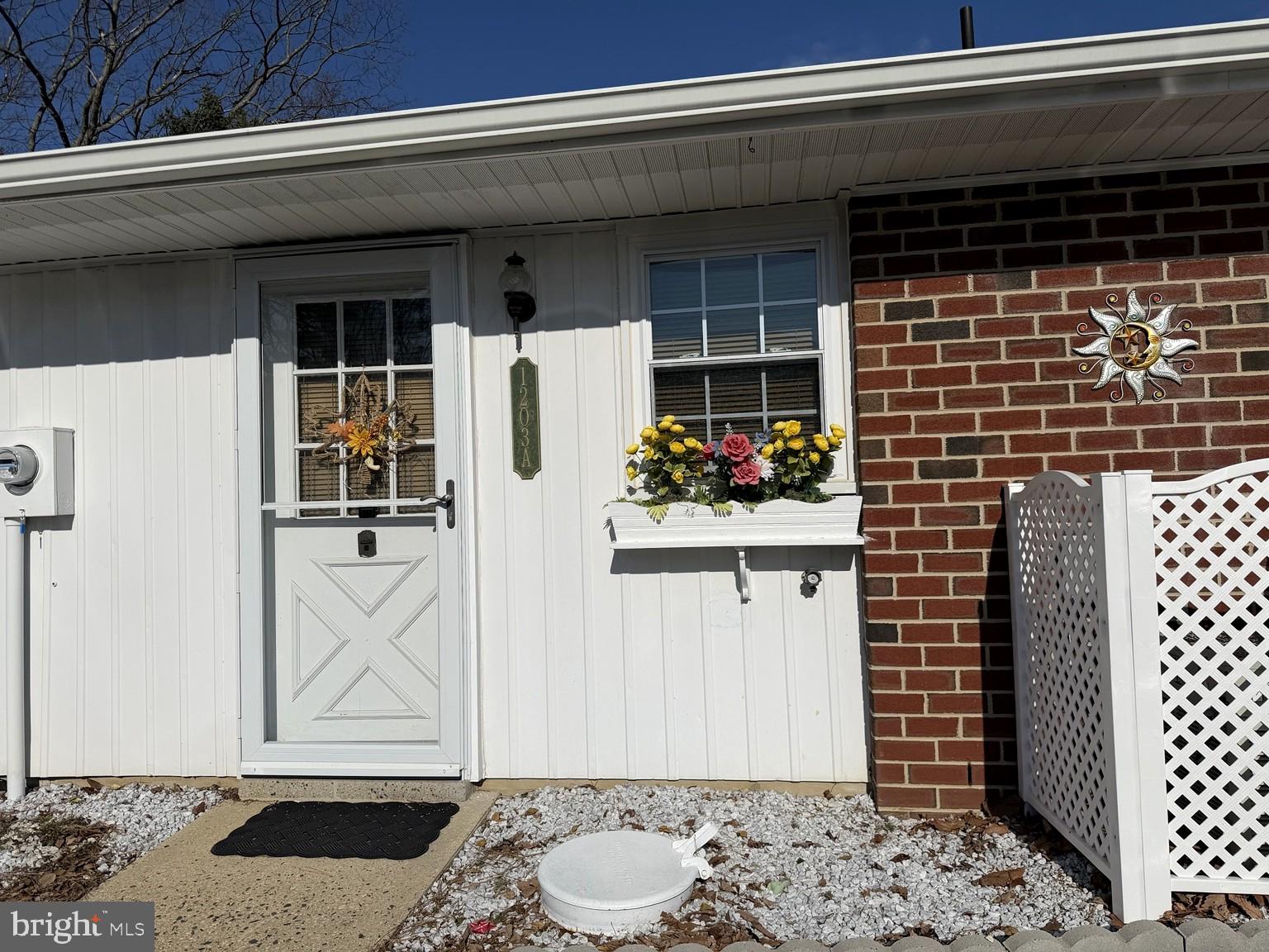 1203A SHETLAND DRIVE