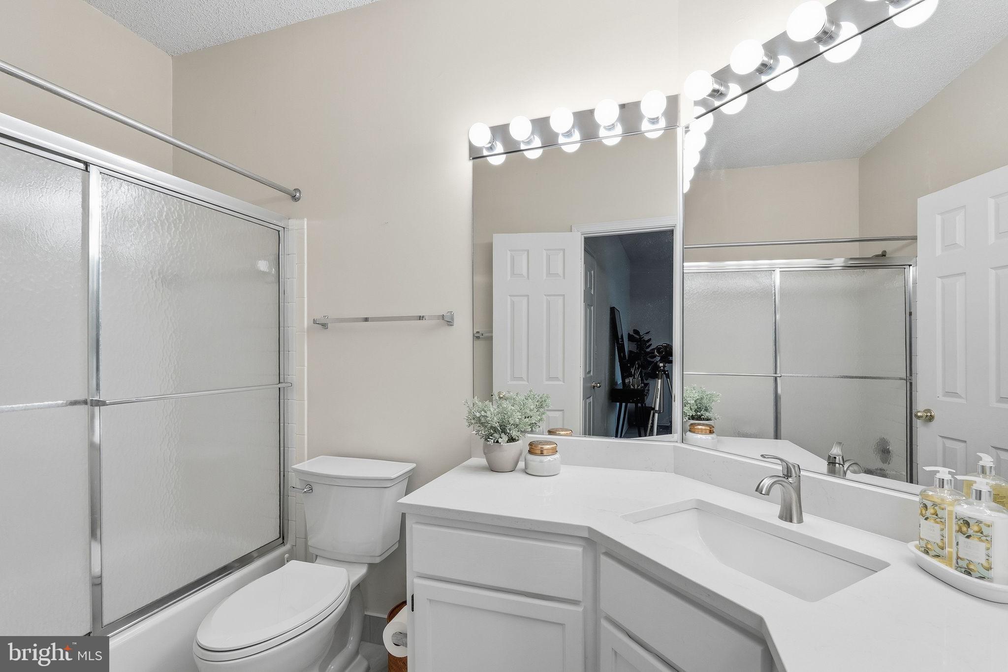 STONECROFT CONDO - Residential