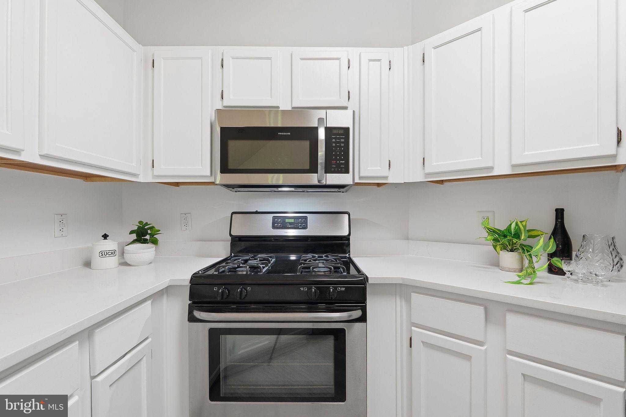 STONECROFT CONDO - Residential