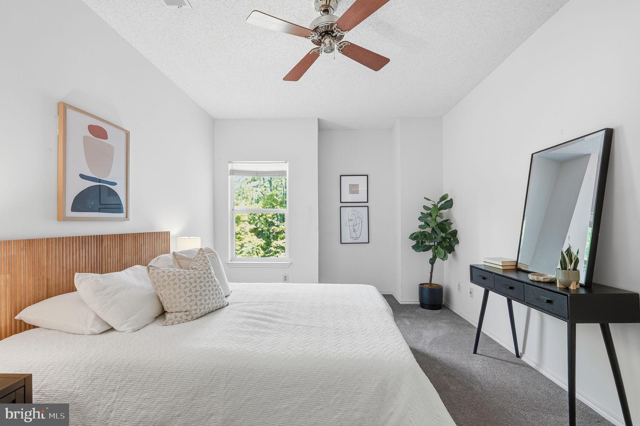 STONECROFT CONDO - Residential