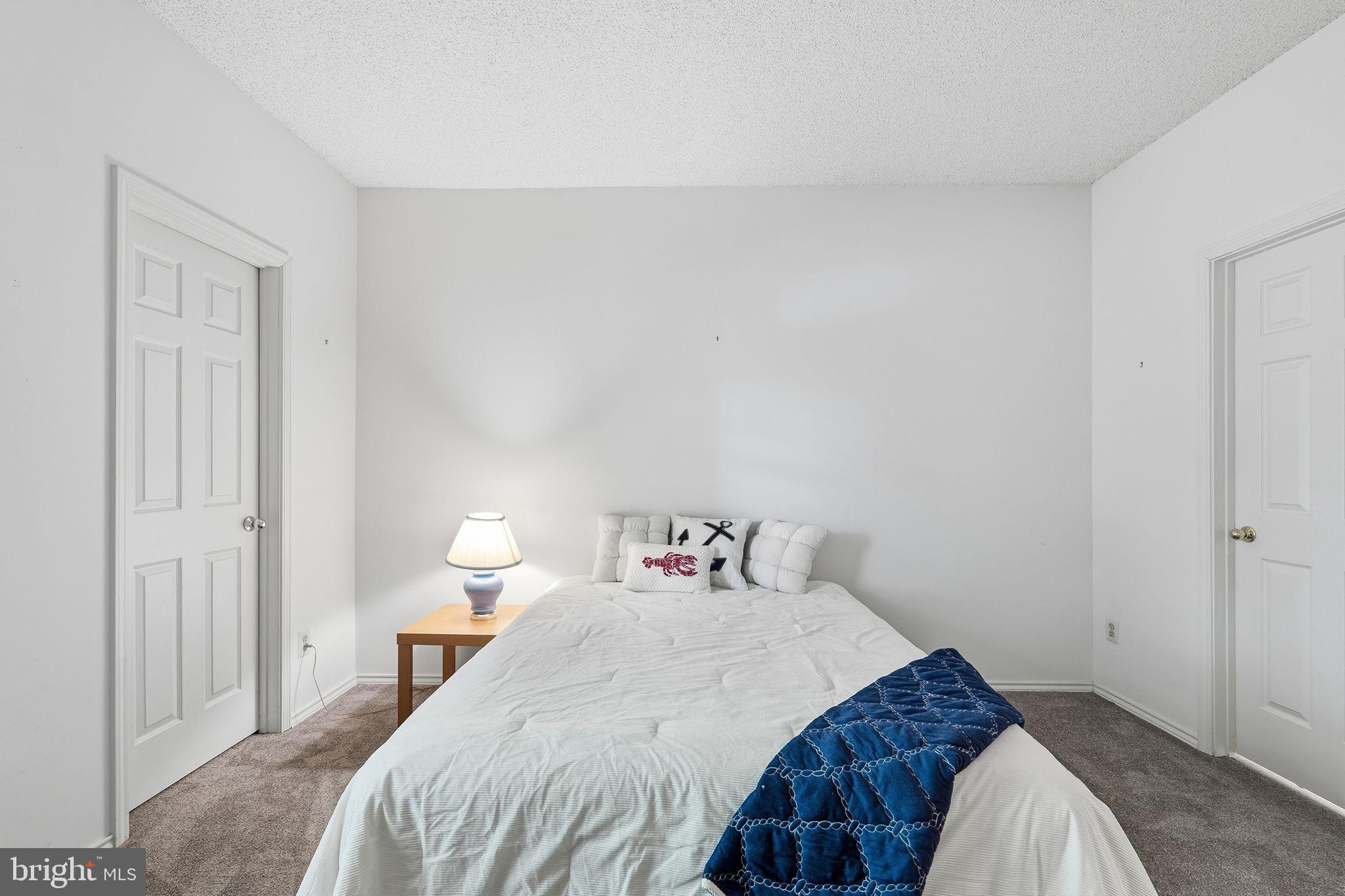 STONECROFT CONDO - Residential