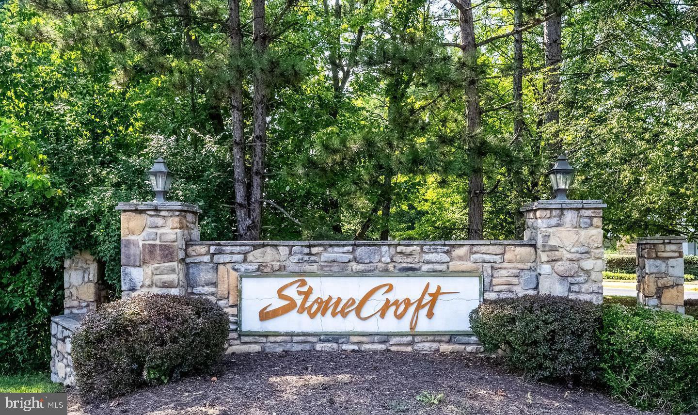 STONECROFT CONDO - Residential