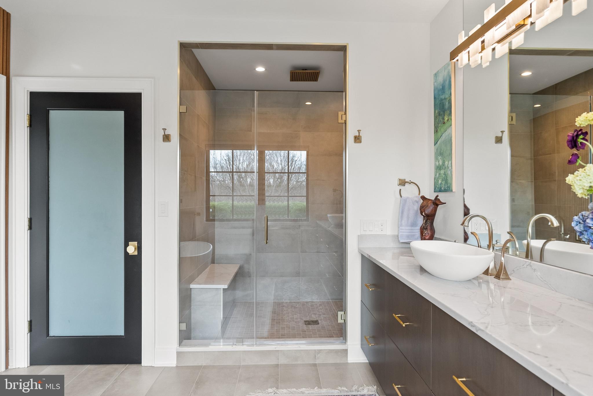 DOWNSCREST - Residential