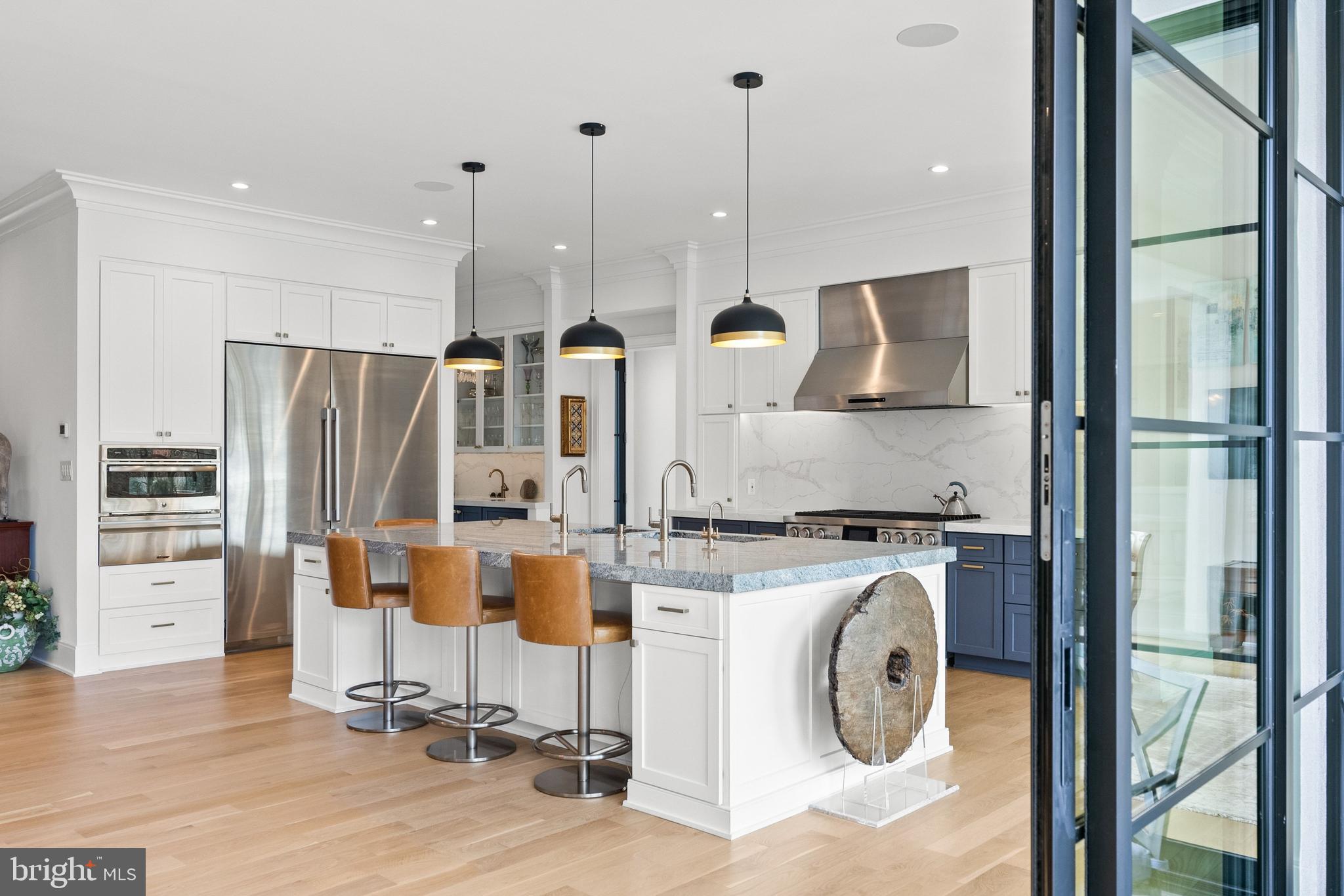 DOWNSCREST - Residential