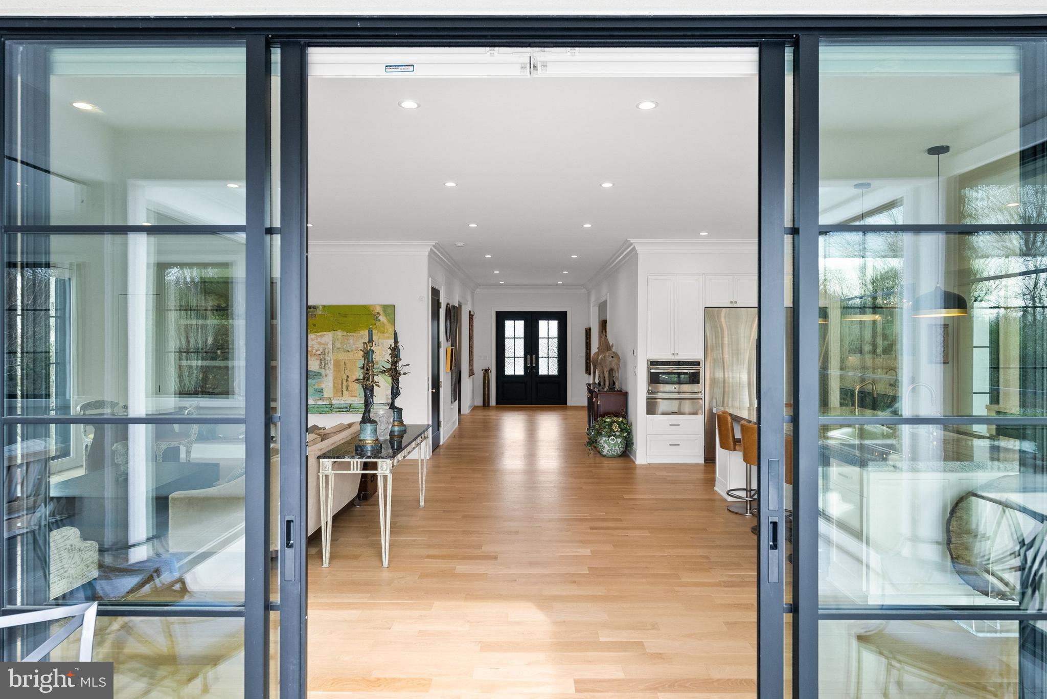 DOWNSCREST - Residential