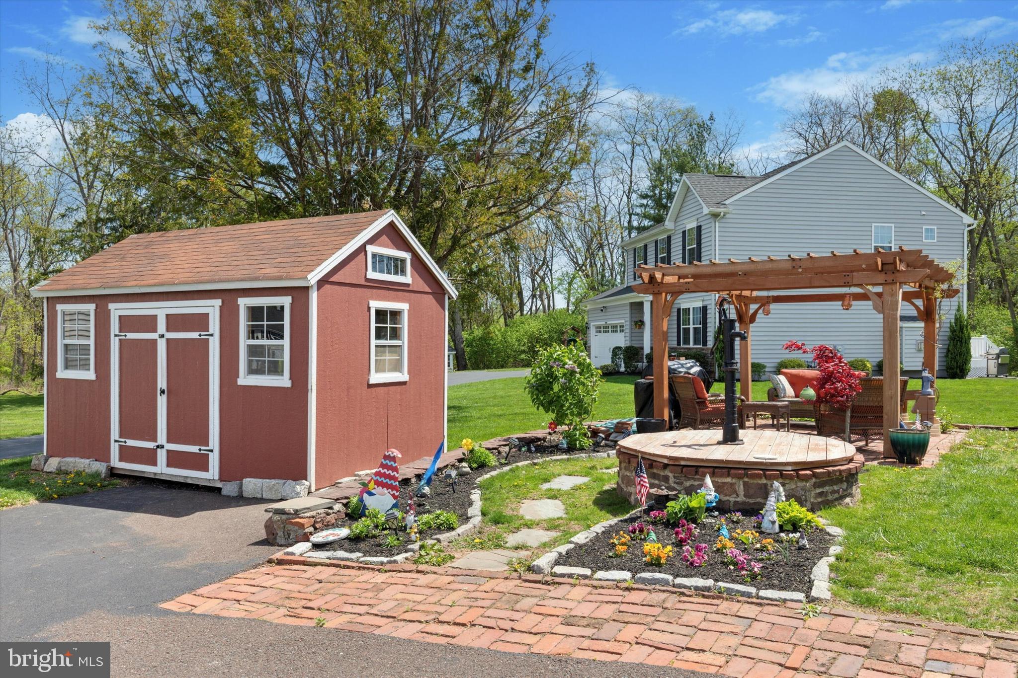 LANSDALE - Residential