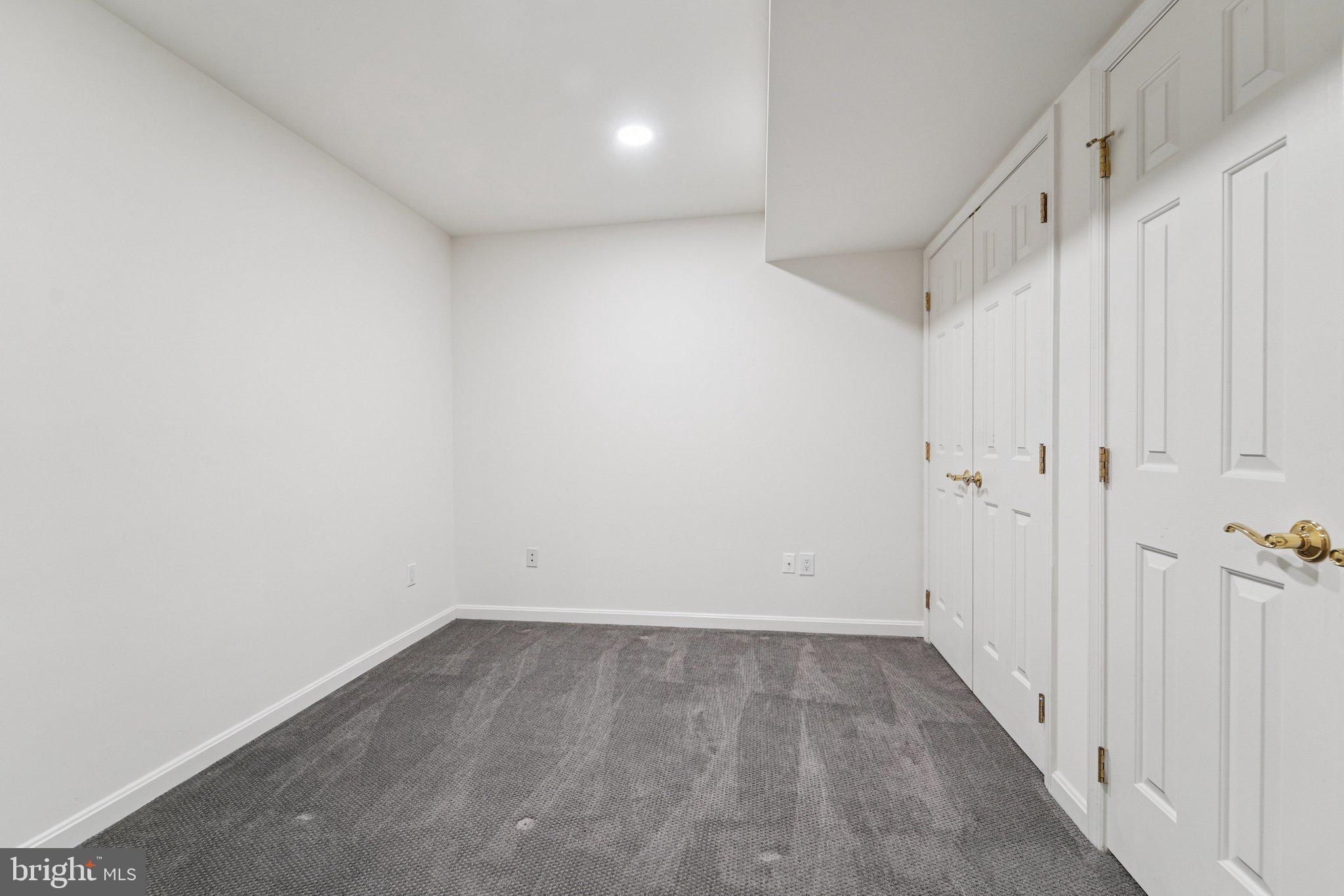 GREENE TREE - Residential