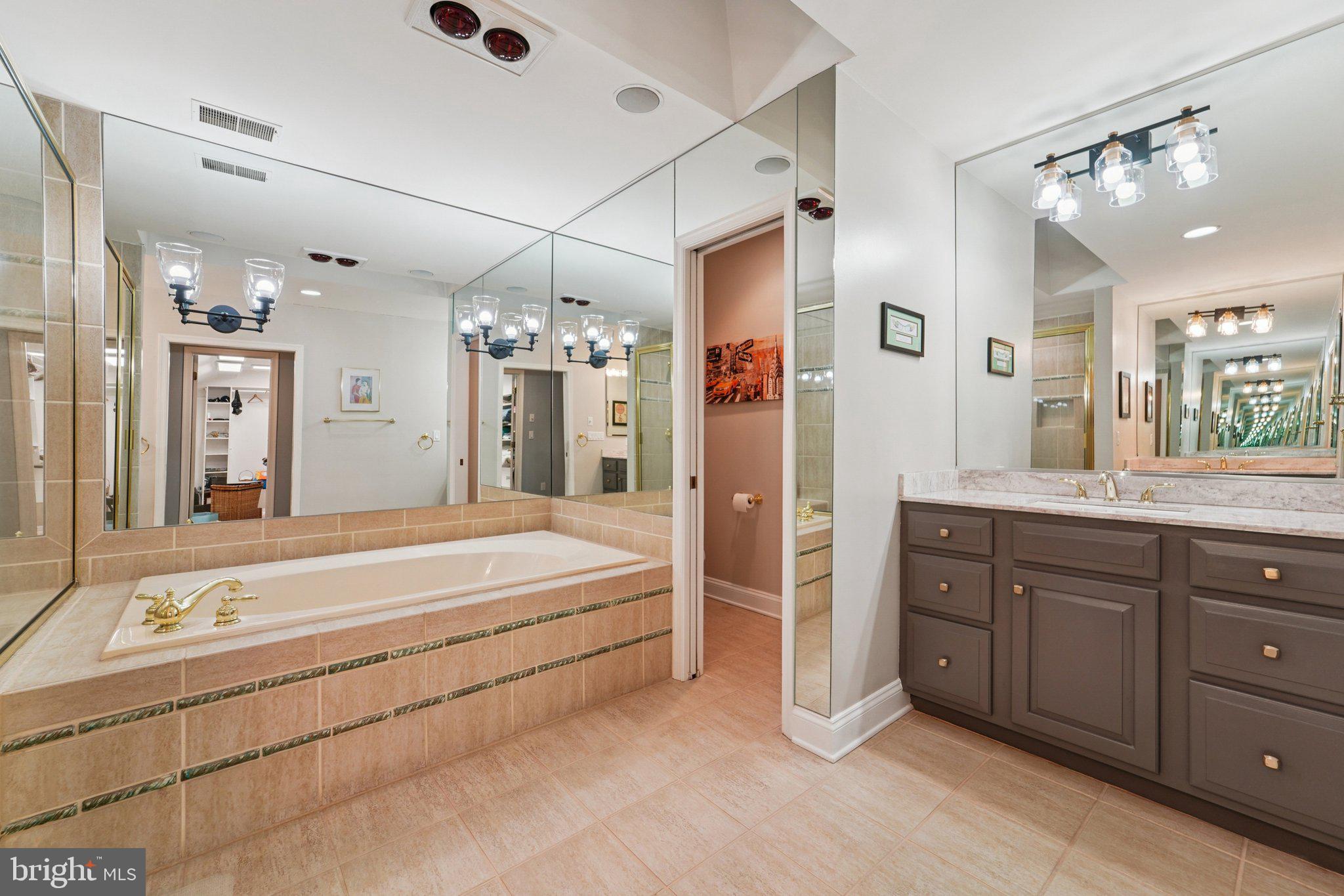 GREENE TREE - Residential