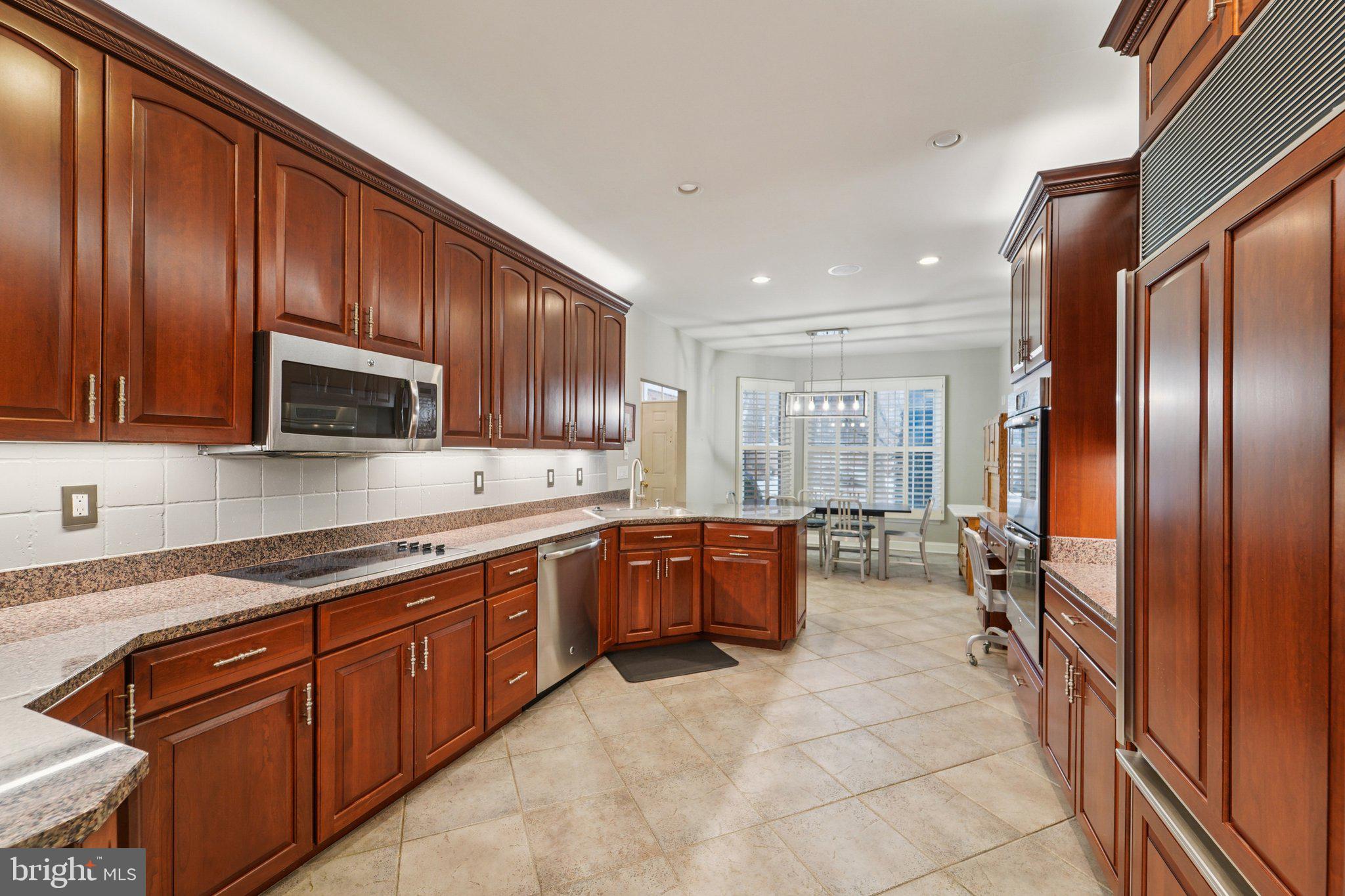 GREENE TREE - Residential