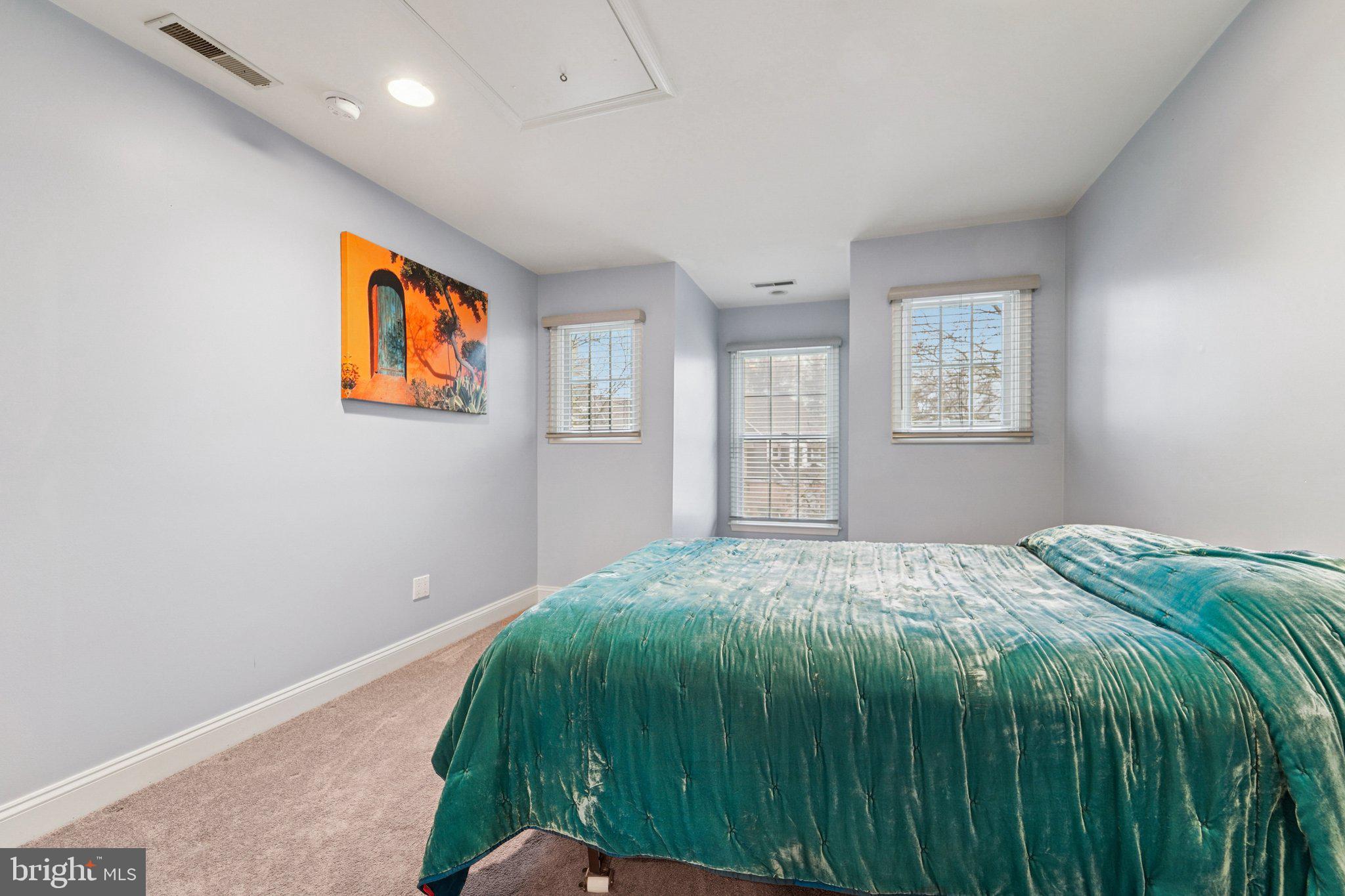 GREENE TREE - Residential